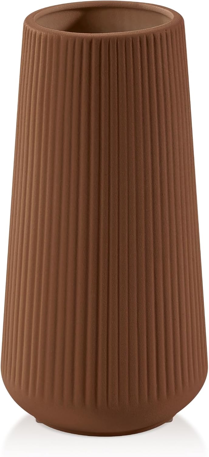Farmhouse Beige Flower Vase — Caramel