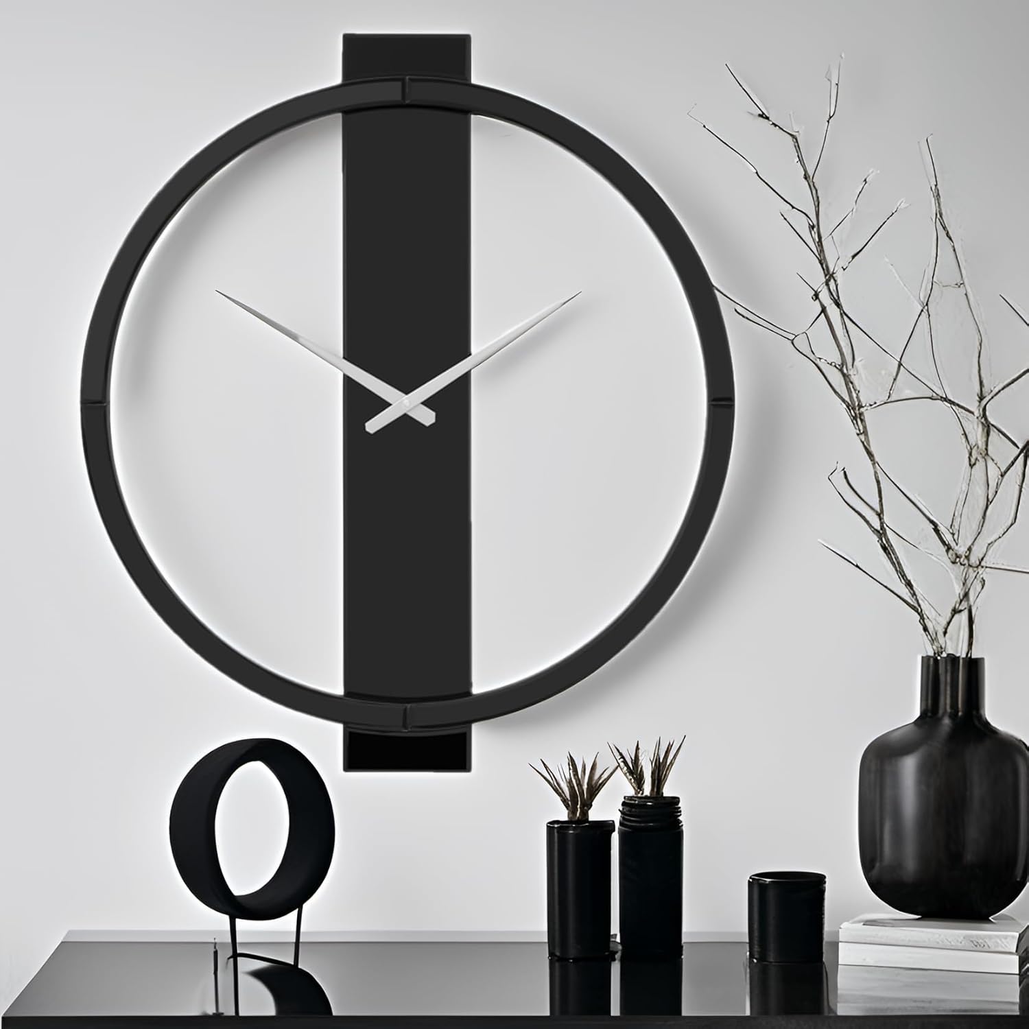 Round Modern Black Mirror — 23" — Black