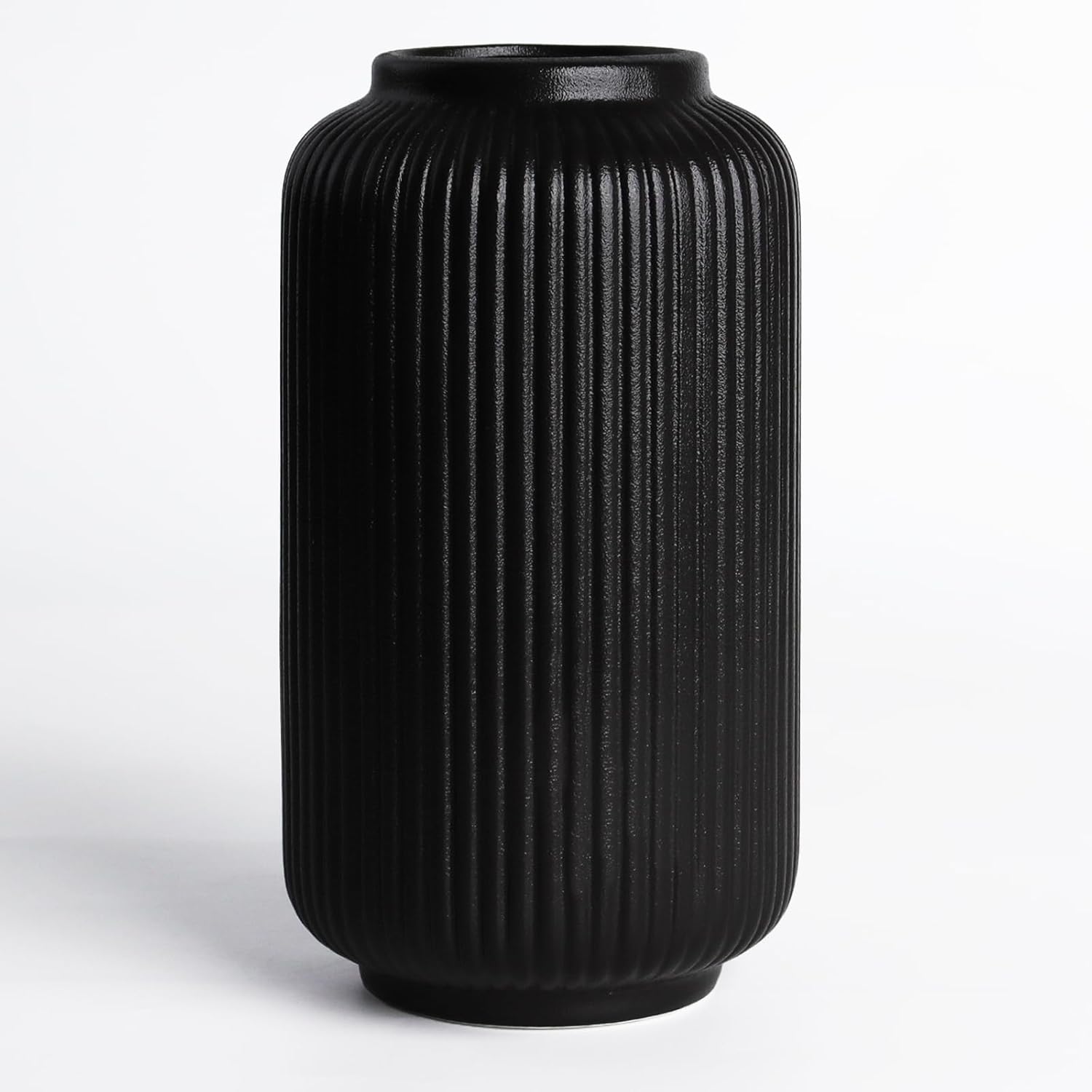 Modern Black Flower Vase — 8" — Matte Black02