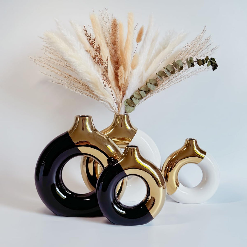 Luxe Black Vase - View 2