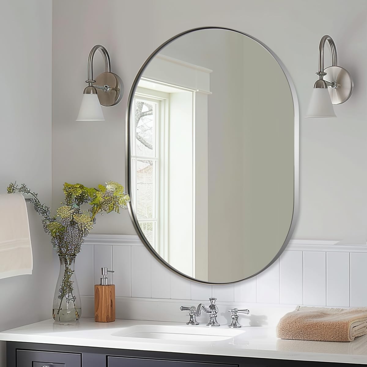 Oval Luxe Black Mirror — 1" — Chrome