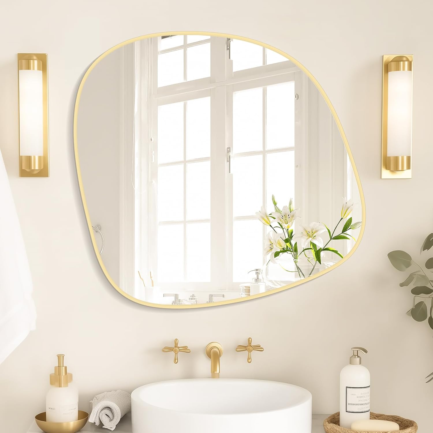 Luxe Black Wall Mirror — 28" — Gold New