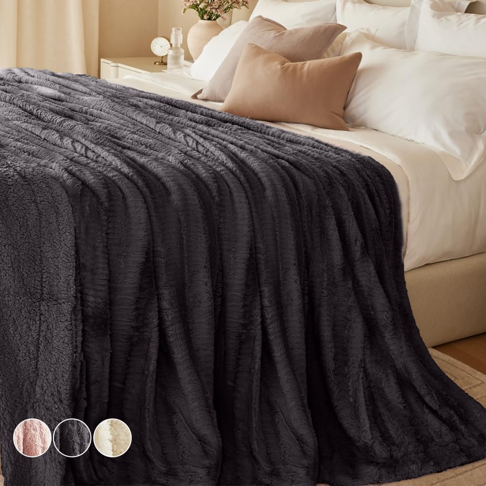 Beige Throw Pillow — 65" — 90" x 90" (Queen/Full)