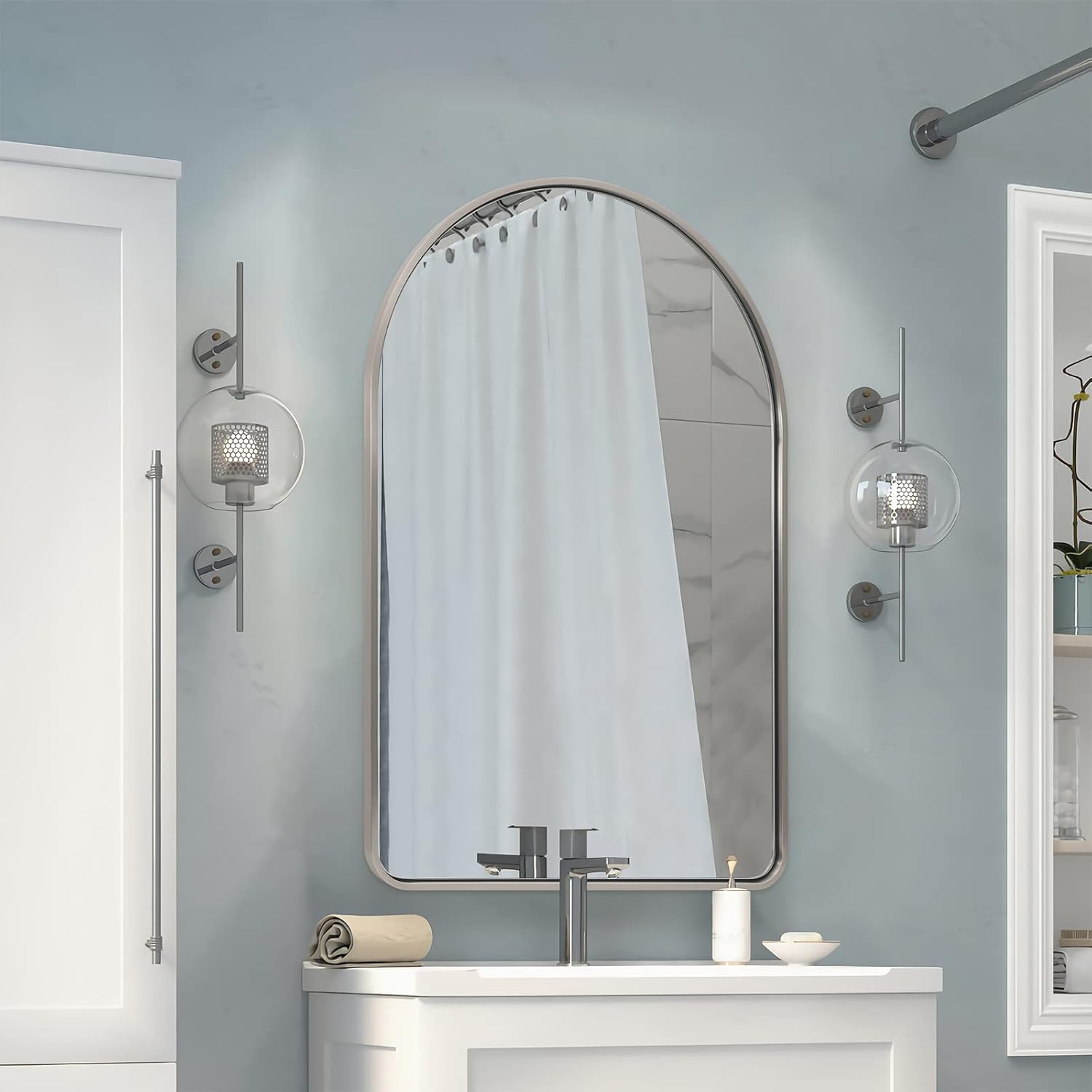 Luxe Gold Mirror — 26" — Brushed Nickel