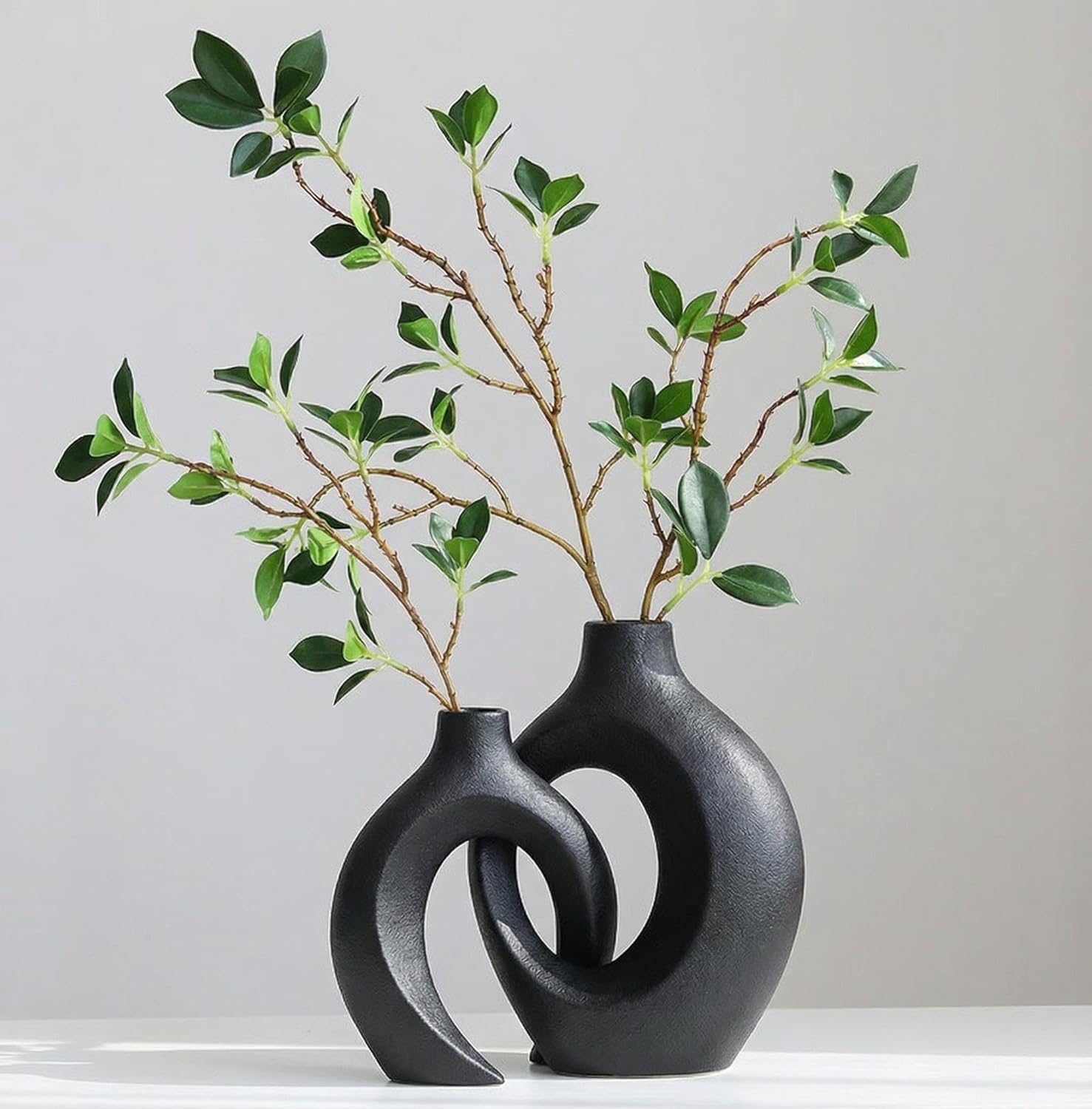 Modern Black Vase Set — Black