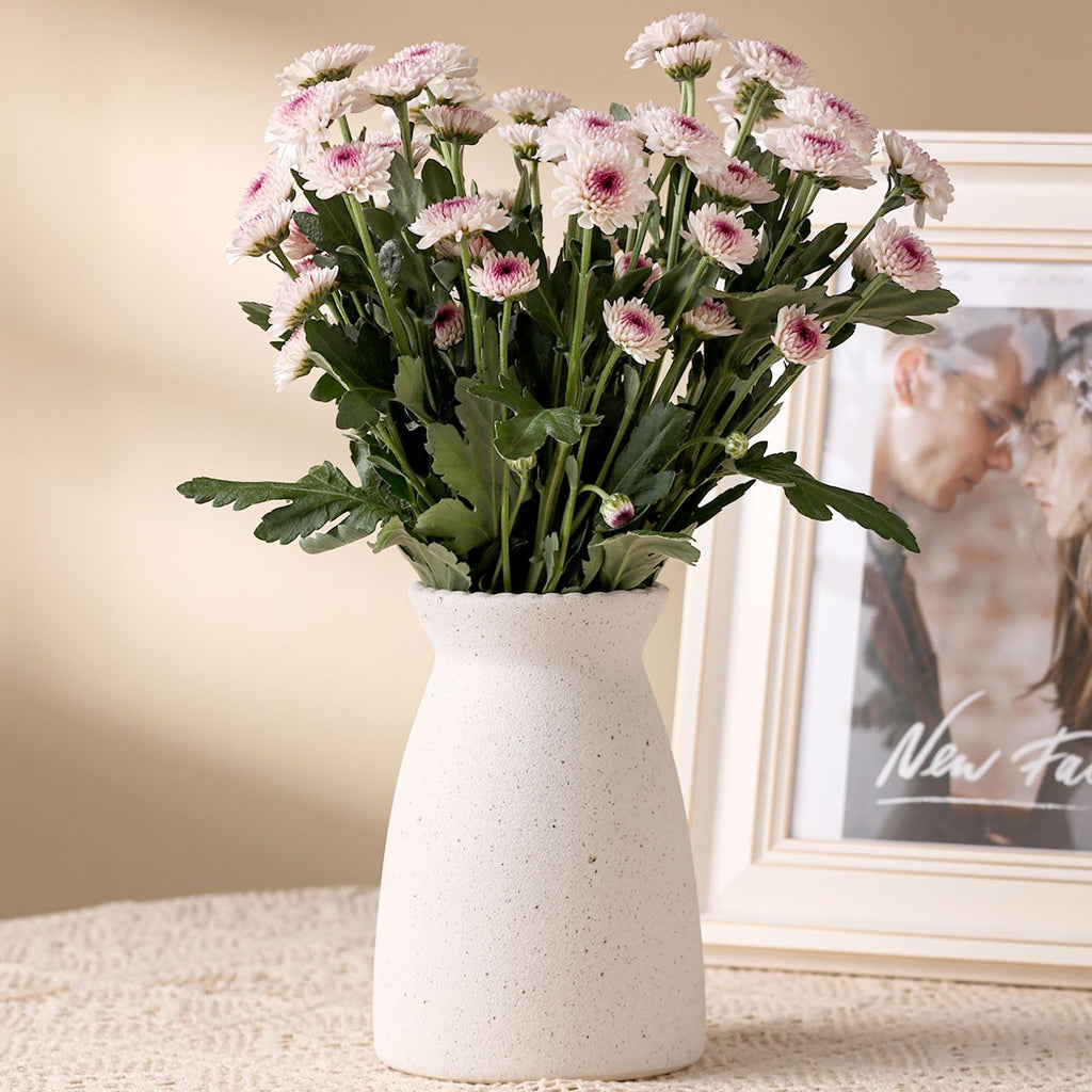 Modern Green Flower Vase — 7"