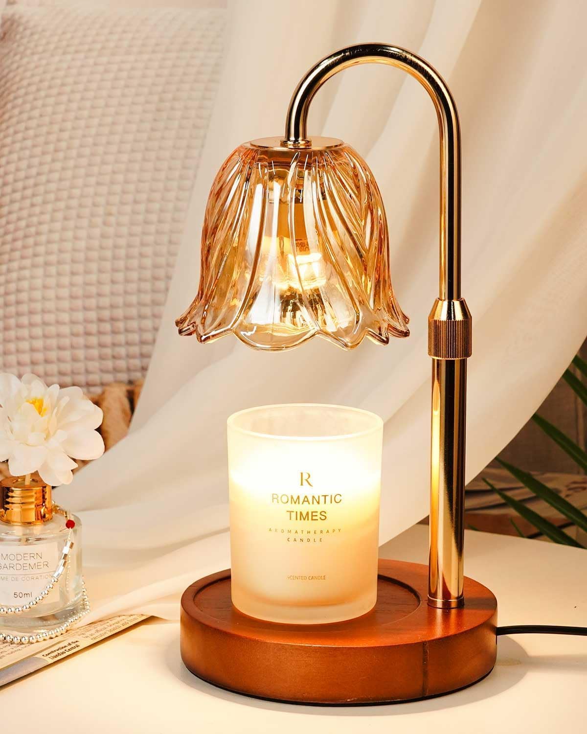 Dimmable Black Table Lamp — Daffodil