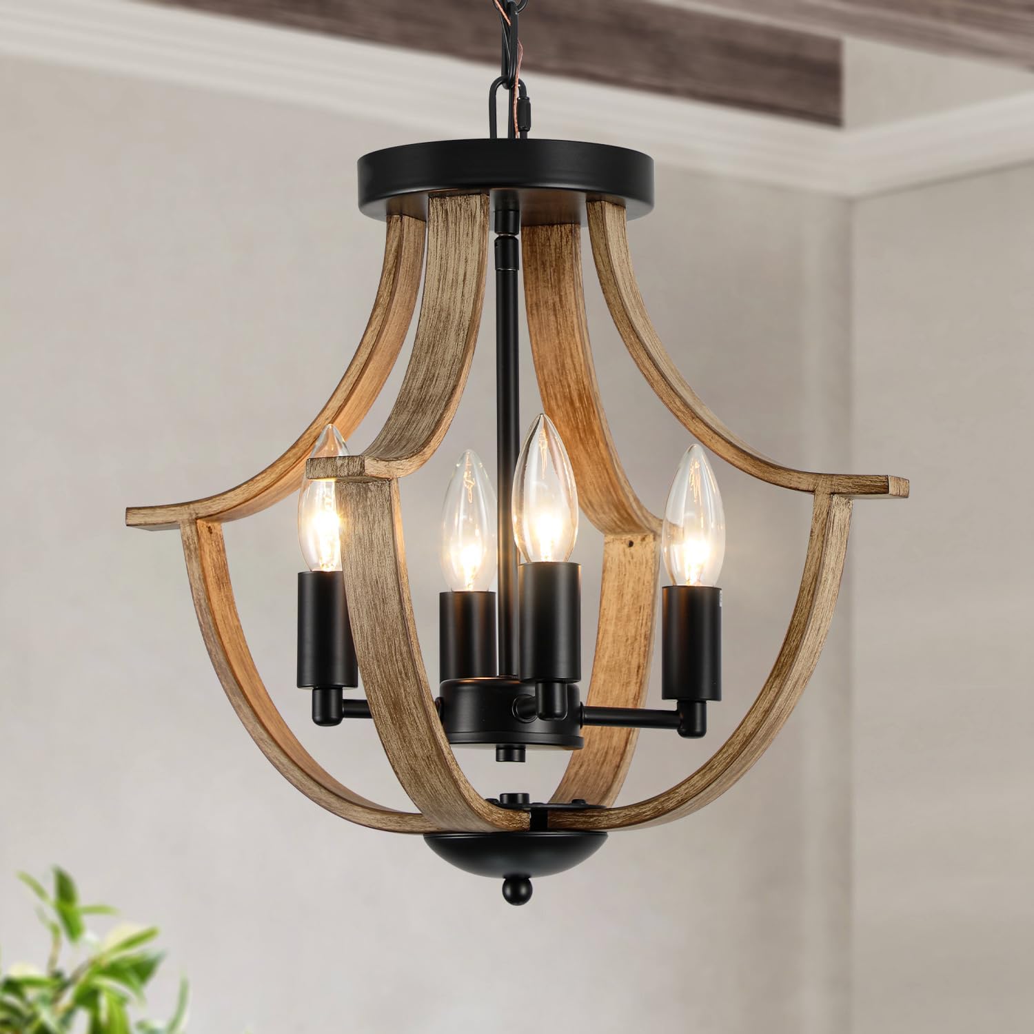Vintage Farmhouse Black Chandelier — 4-Light — Black+Faux Wood-L4