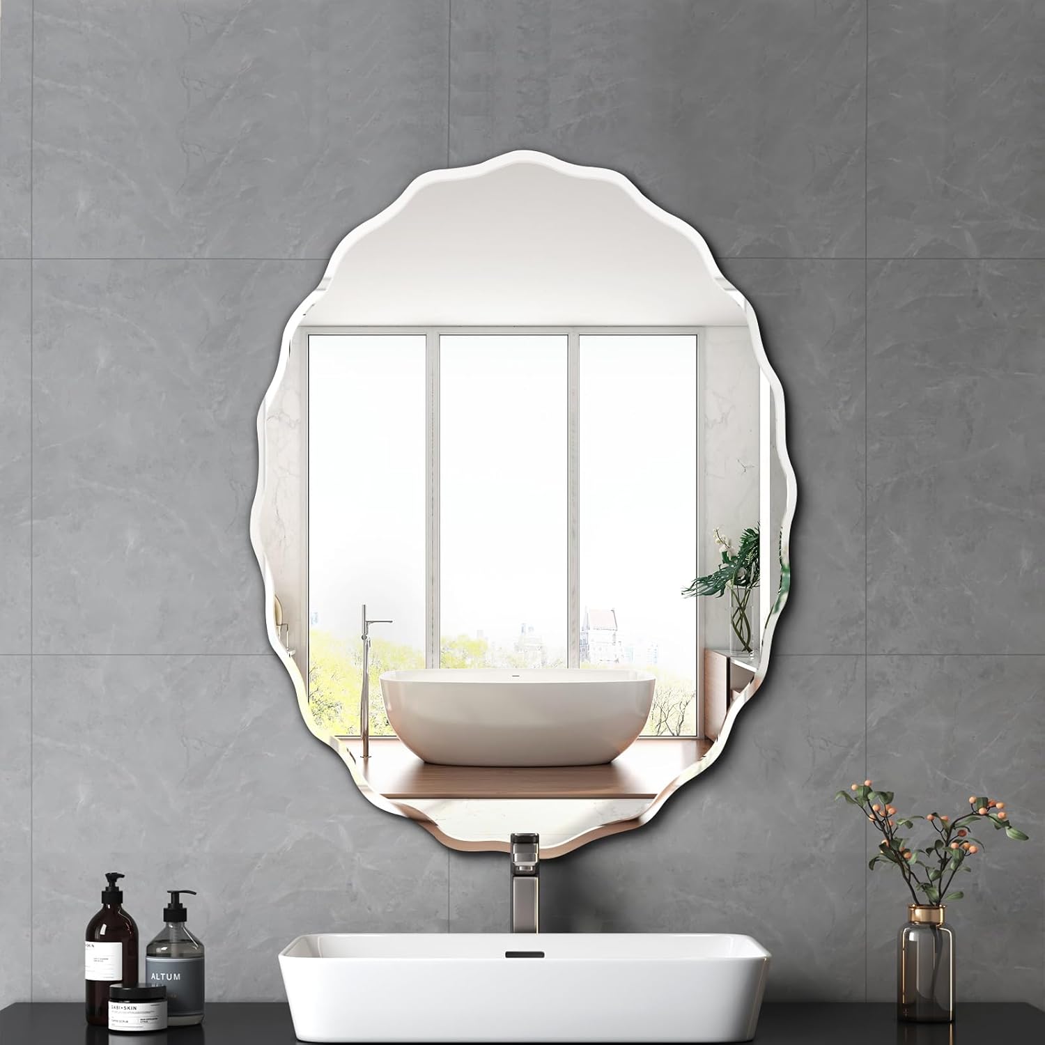 Beveled Luxe Silver Wall Mirror — 31.5" — Silver