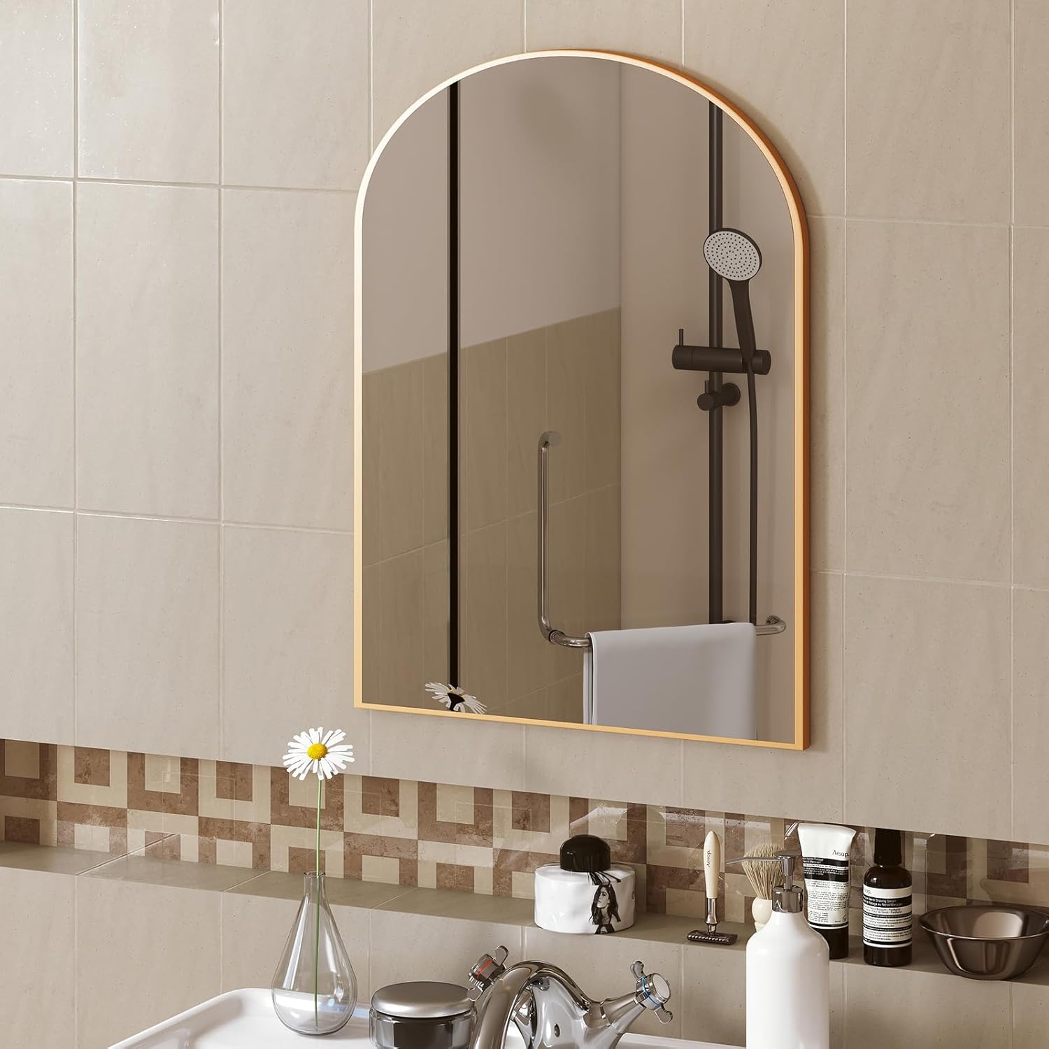 Black Round Mirror — 24" — Gold