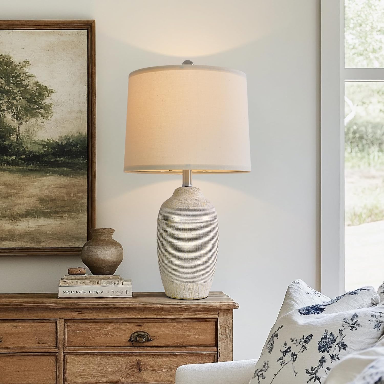 Vintage Farmhouse Beige Bedside Lamp — 24.5" — 24.5" Beige-single