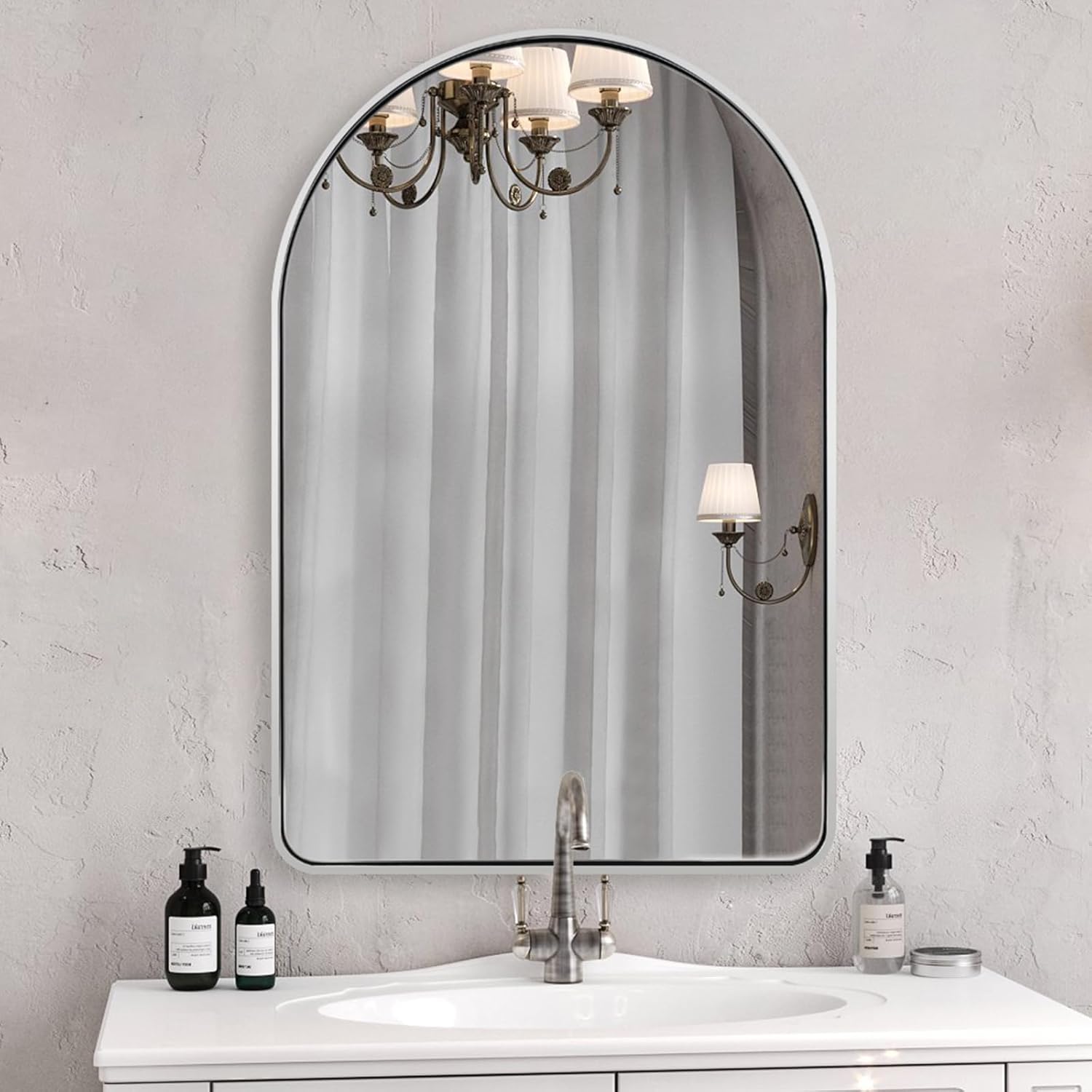 Luxe Gold Mirror — 26" — Polished Chrome
