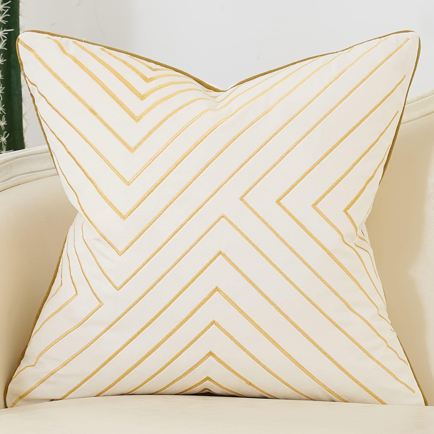 Velvet Luxe Black Throw Pillow Cover — 20" — White