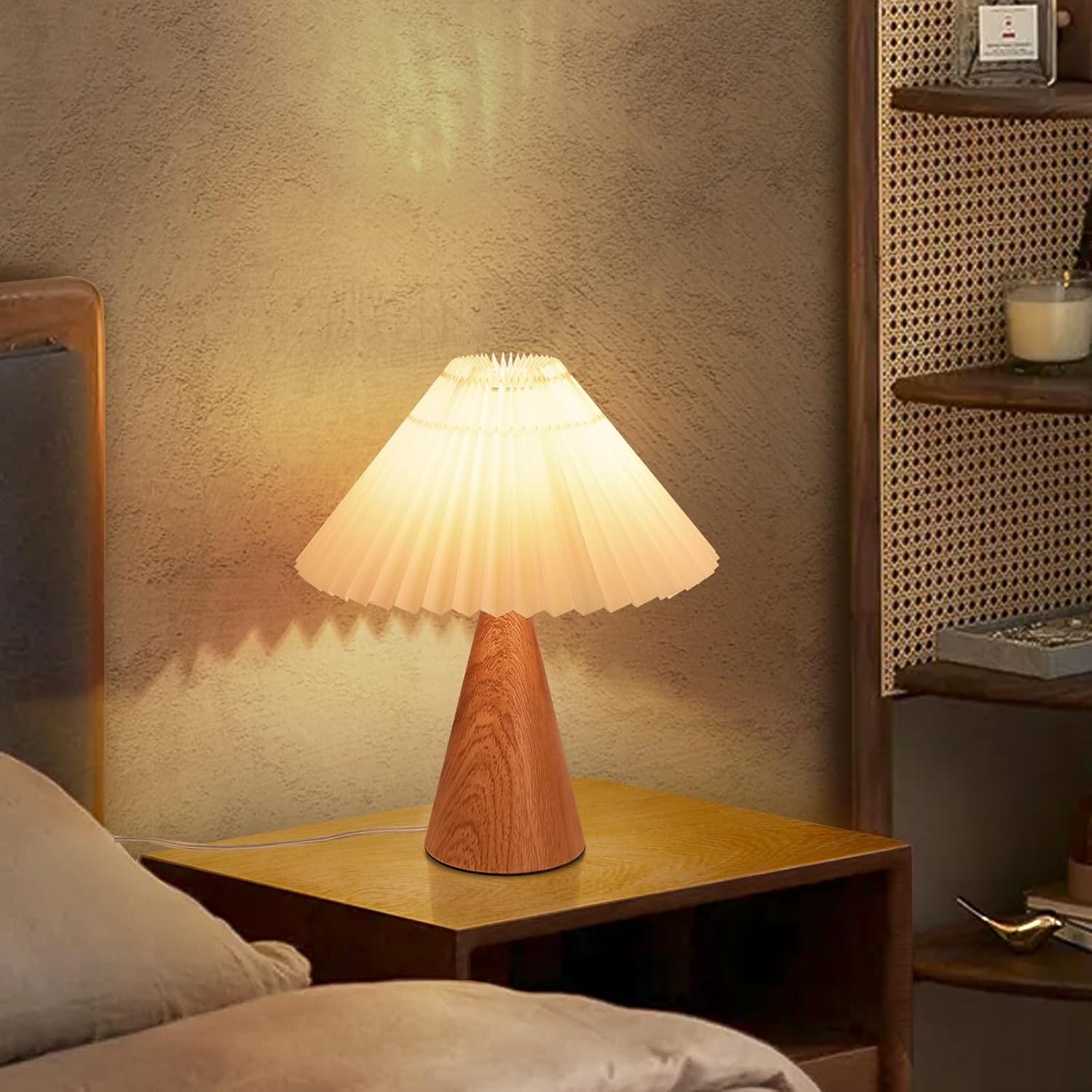 Luxe Black Table Lamp — Wood