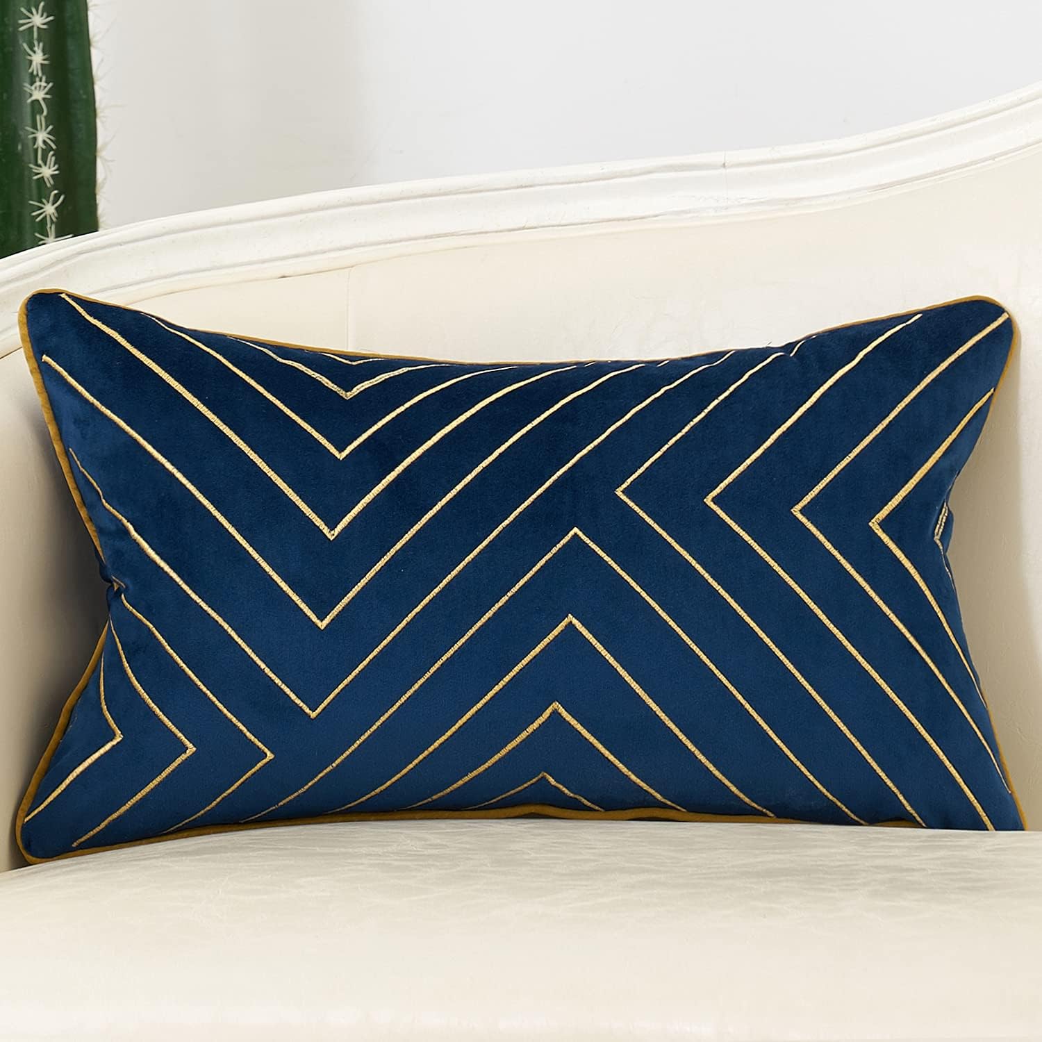 Velvet Luxe Black Throw Pillow Cover — 20" — Navy Blue