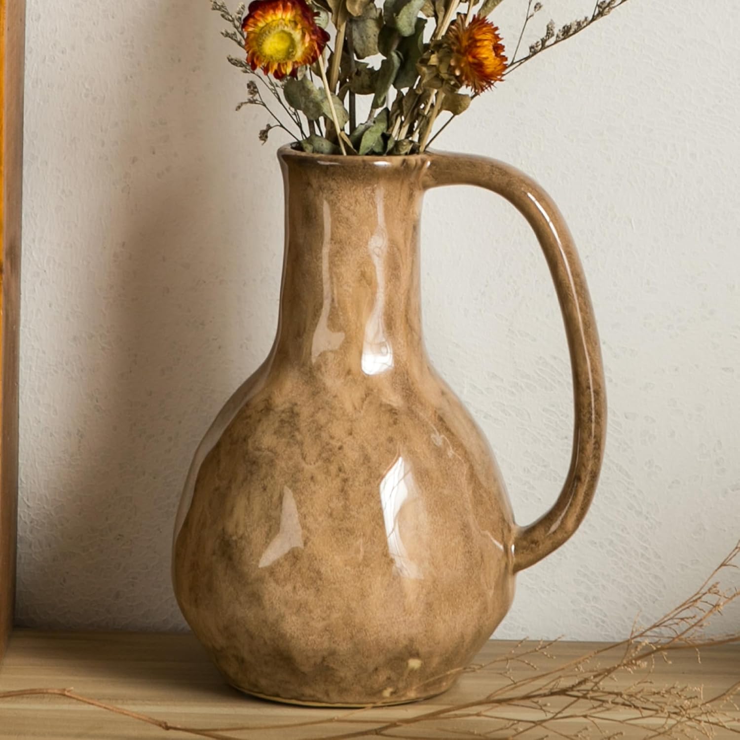 Farmhouse Black Flower Vase — 7" — Big Handle - Brown