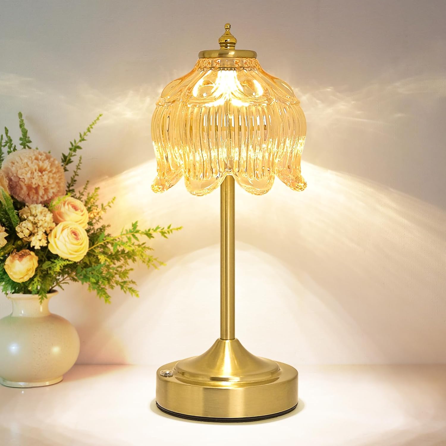 Cordless Black Desk Lamp — Flower Amber