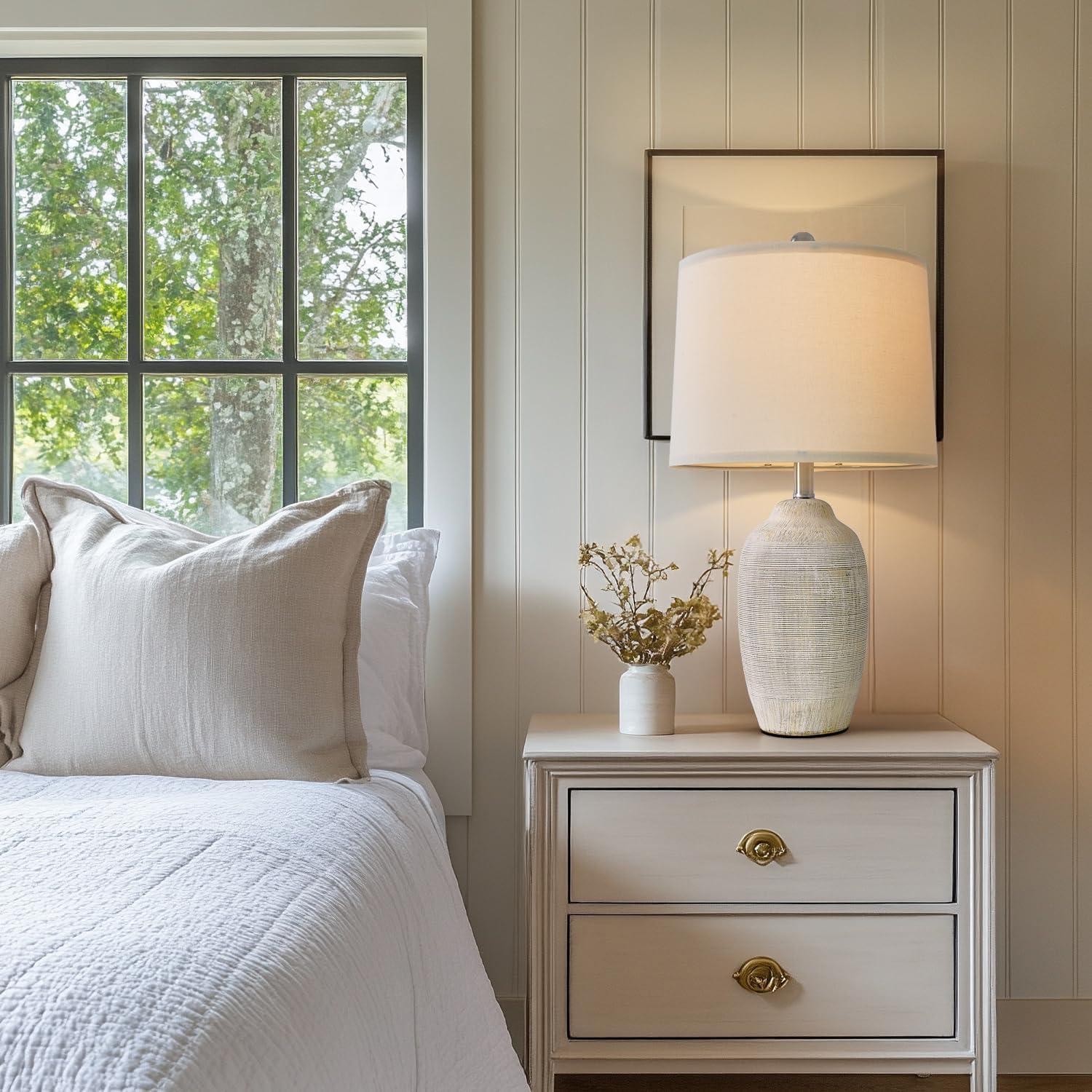 Vintage Farmhouse Beige Bedside Lamp — 24.5" - View 2