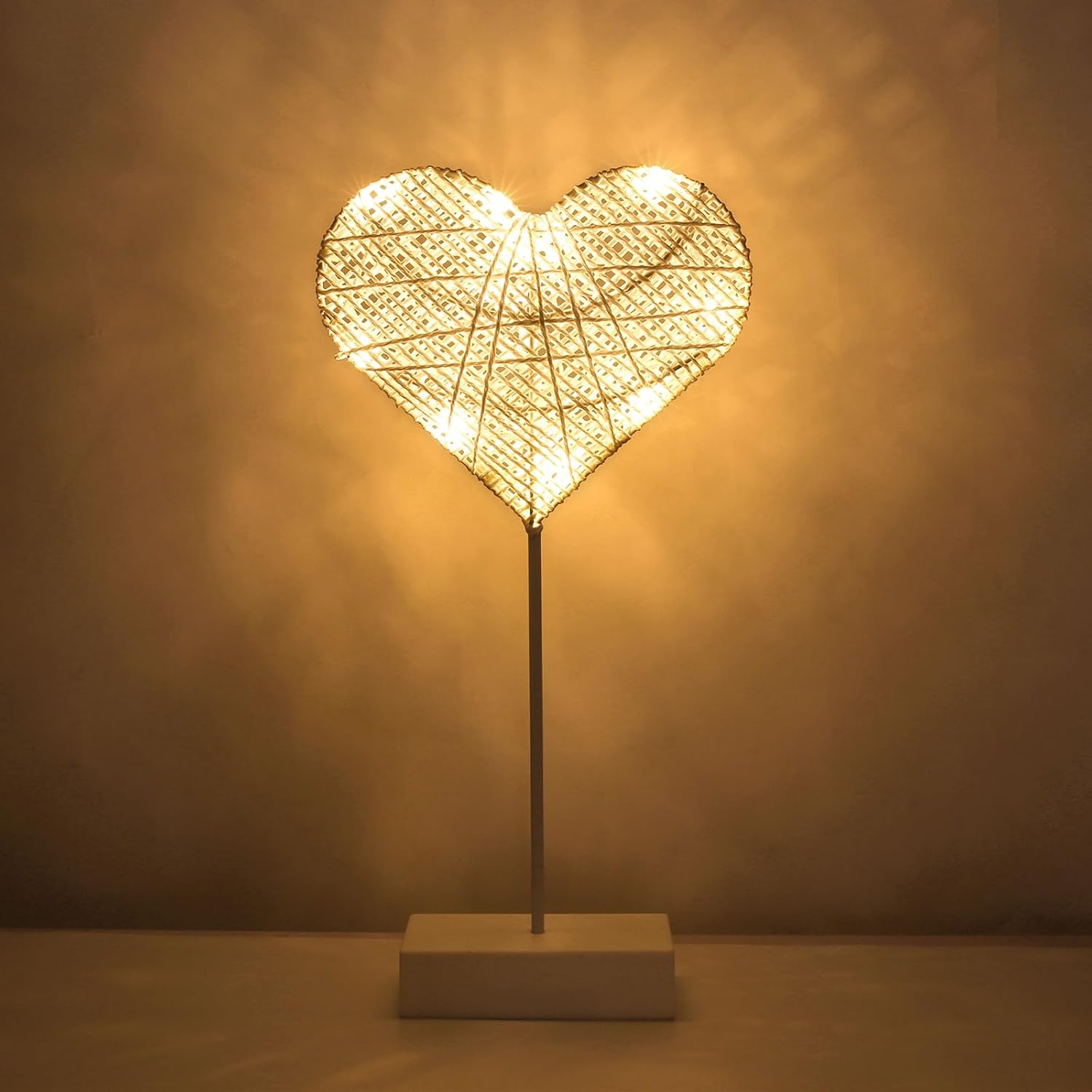 Metal Desk Lamp — Heart