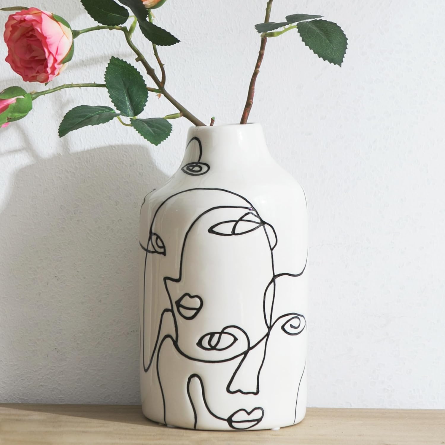 Modern Black Flower Vase — A-white