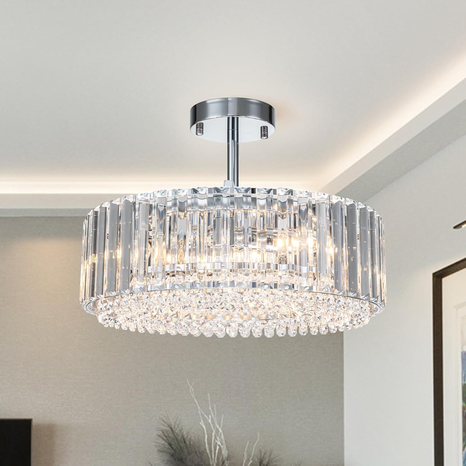 Round Luxe Gold Chandelier — 15.8“