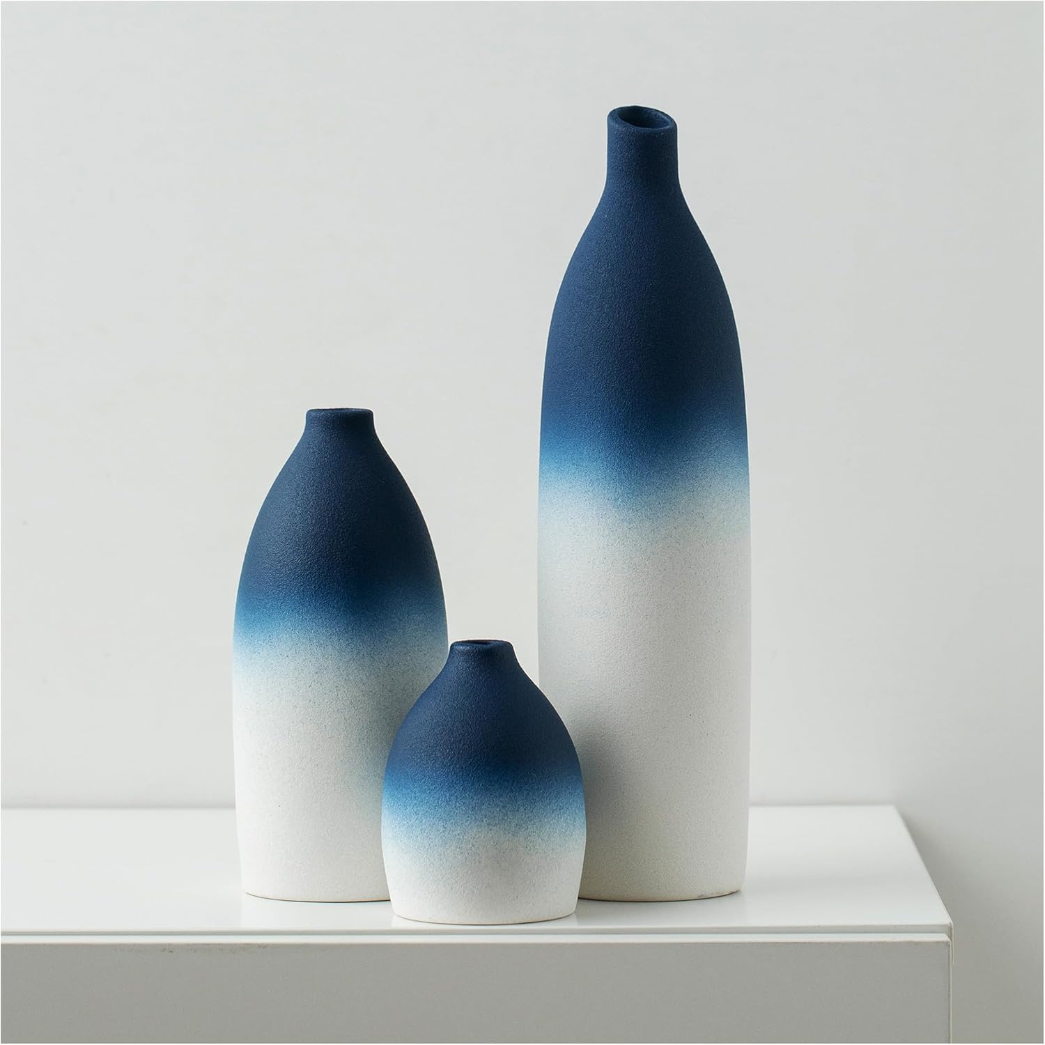 Modern Beige Flower Vase — Set of 3 — White and Blue