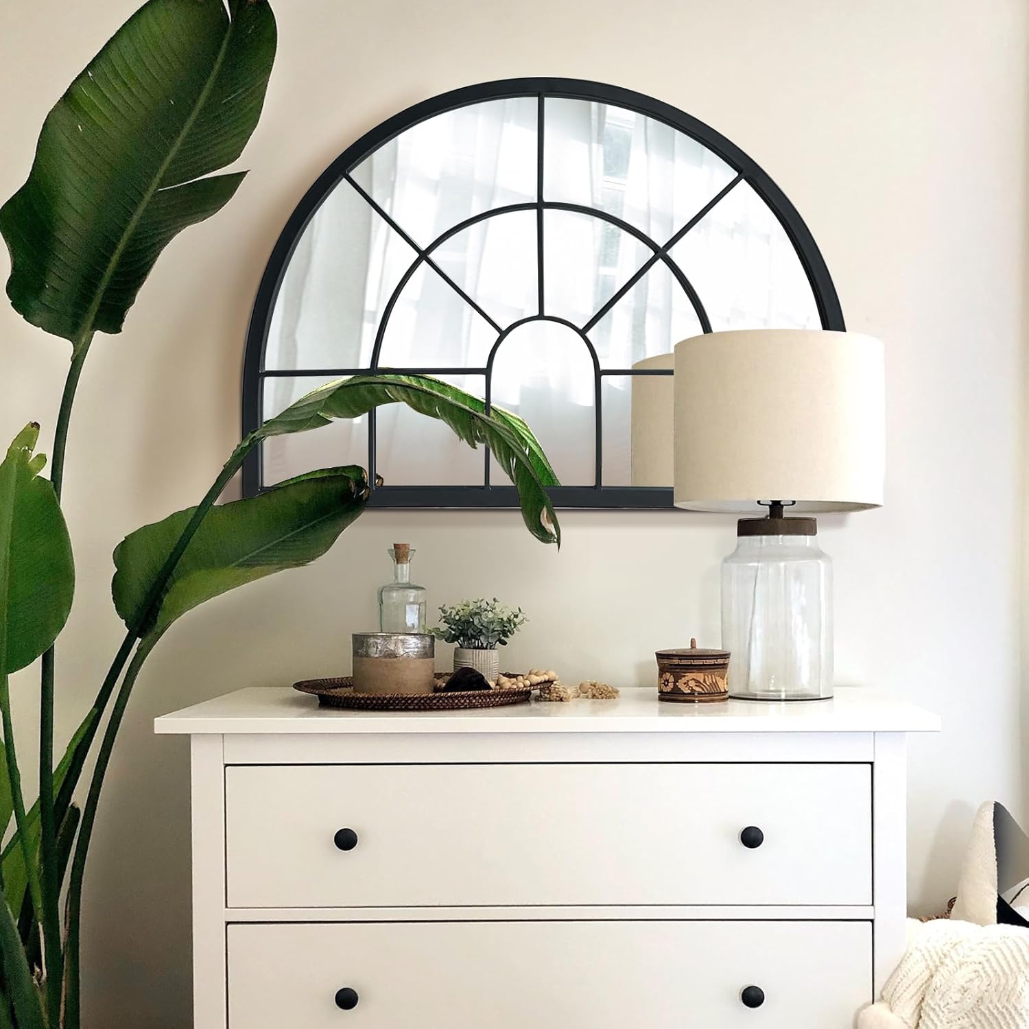 Farmhouse Black Round Mirror — 28" — Black-2