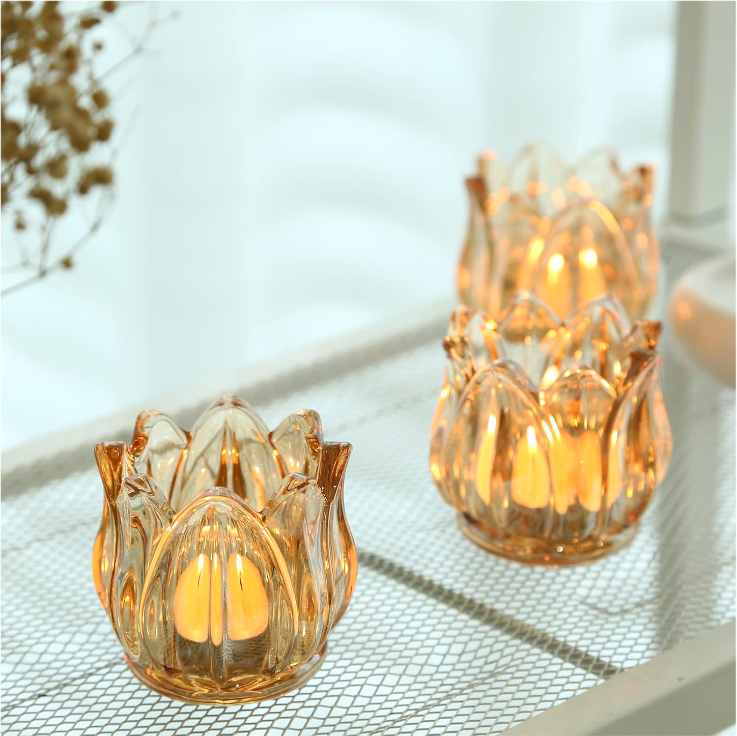 Luxe Gold Candle - View 2