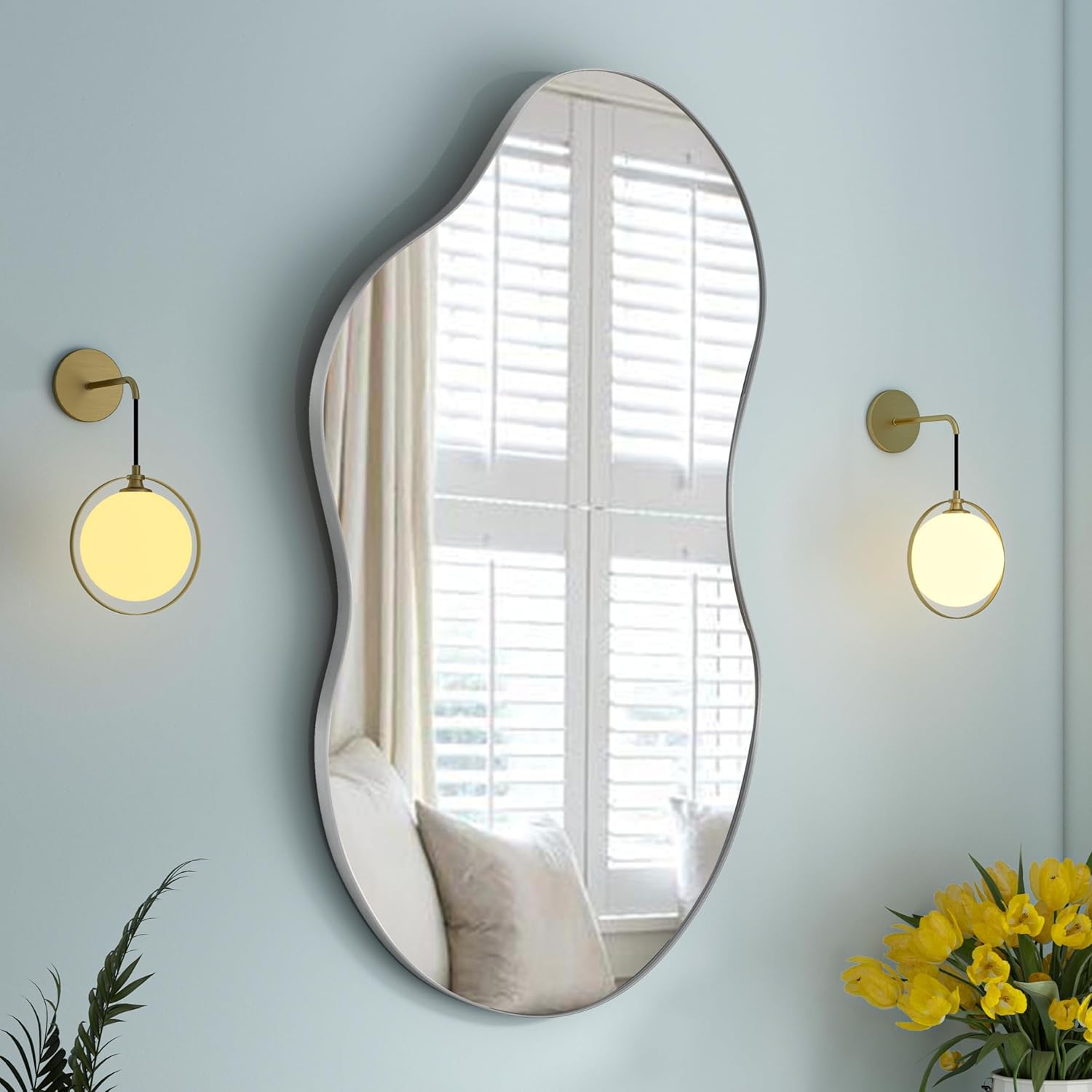 Antique Luxe Black Wall Mirror — 20" — Silver