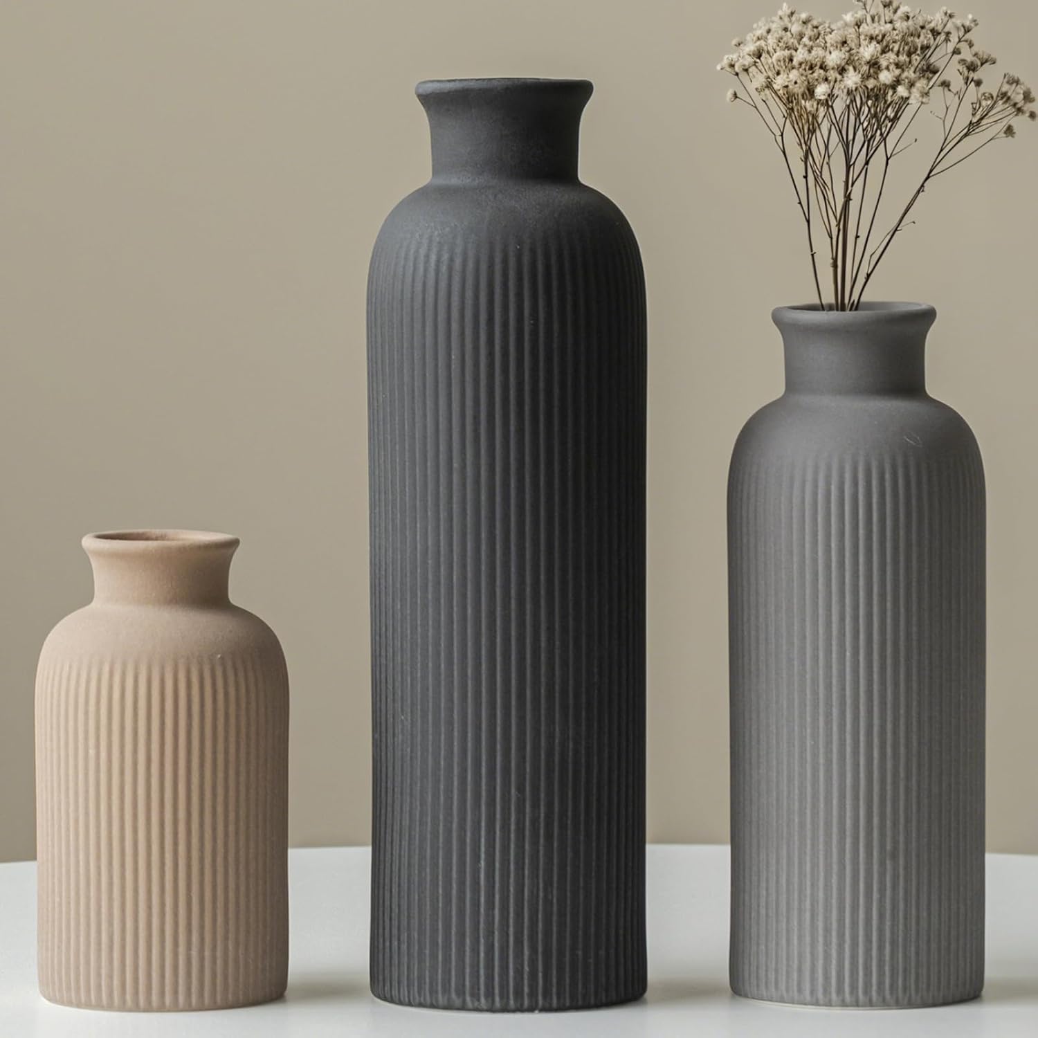 Modern Beige Decorative Vase — Standard Black Mix