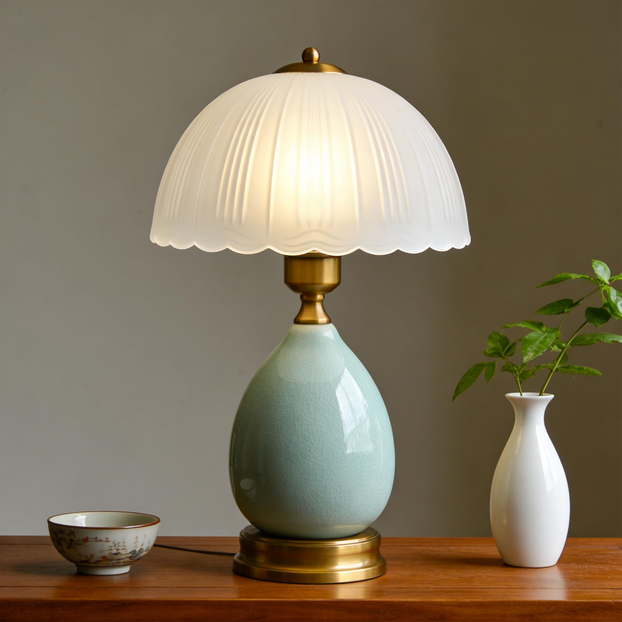 Mid-Century Ceramic Table Lamp — 16.73"