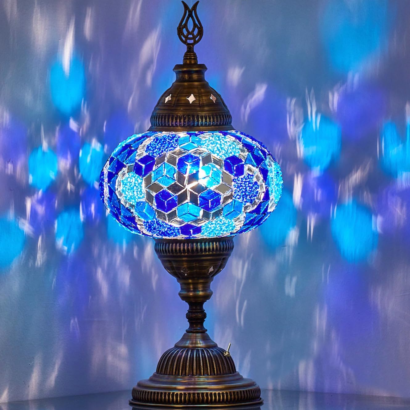 Cordless Blue Table Lamp — Blue