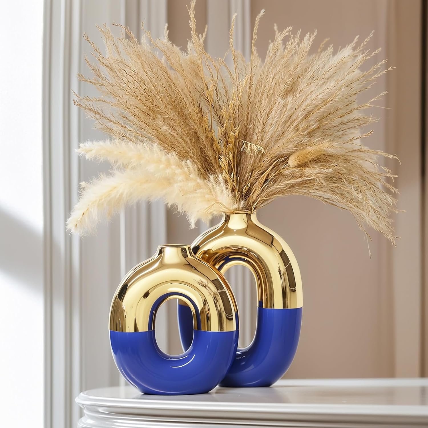 Round Farmhouse Black Vase Set — Blue Gold