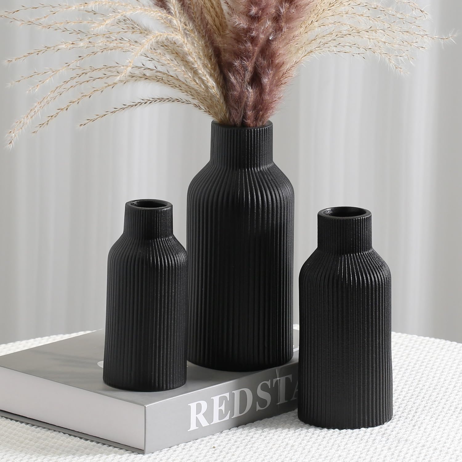 Boho Beige Vase — Set of 3 — Black