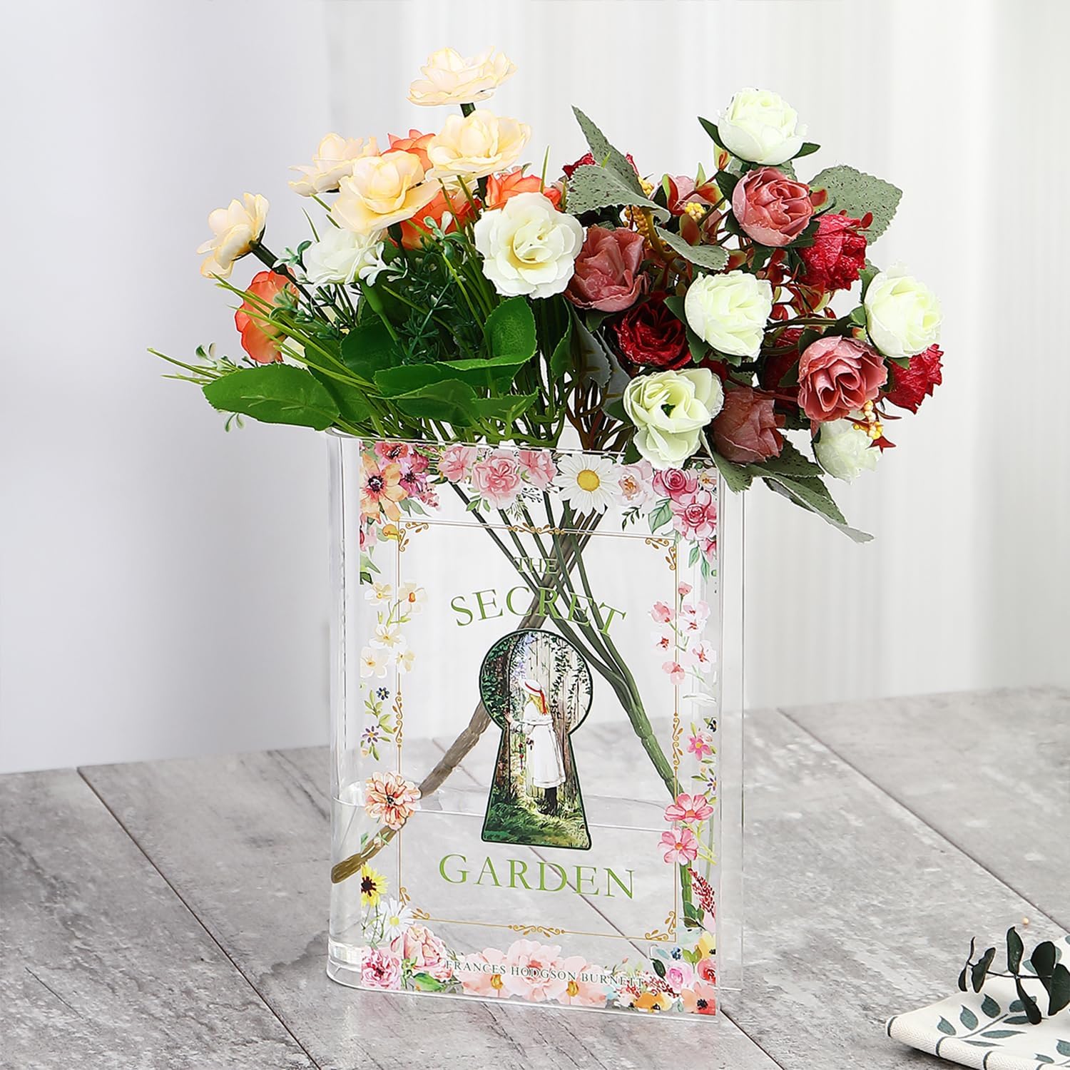 Modern Flower Vase — Secret Garden.