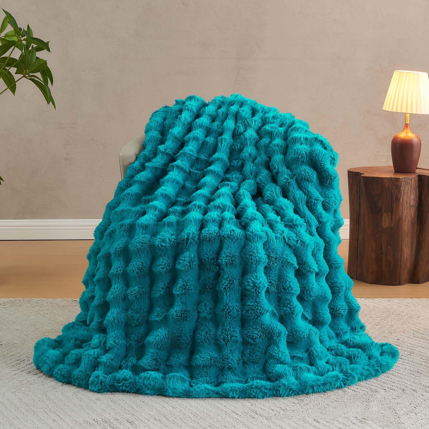 Luxe Beige Throw Pillow — 90" — Teal