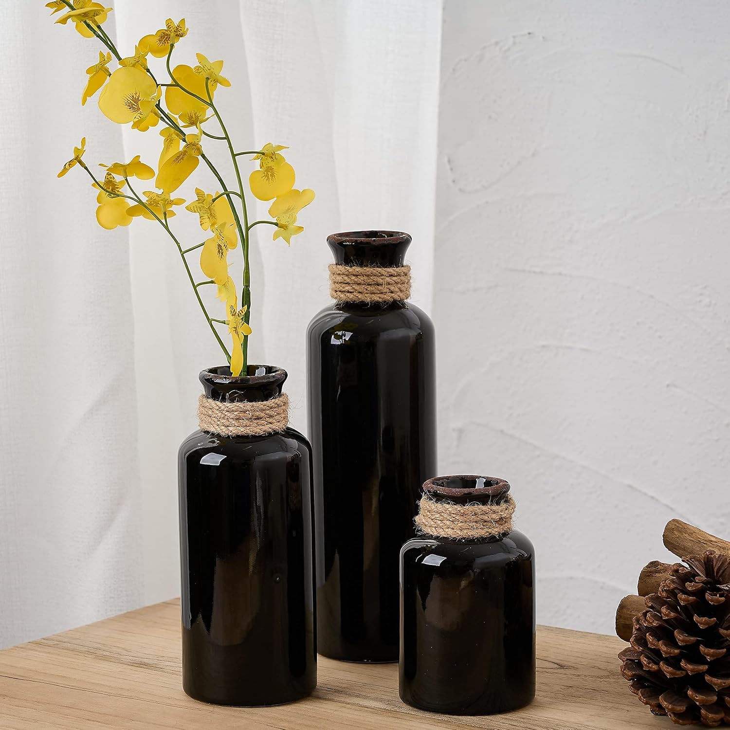 Antique Farmhouse Beige Vase Set — 5" — Black