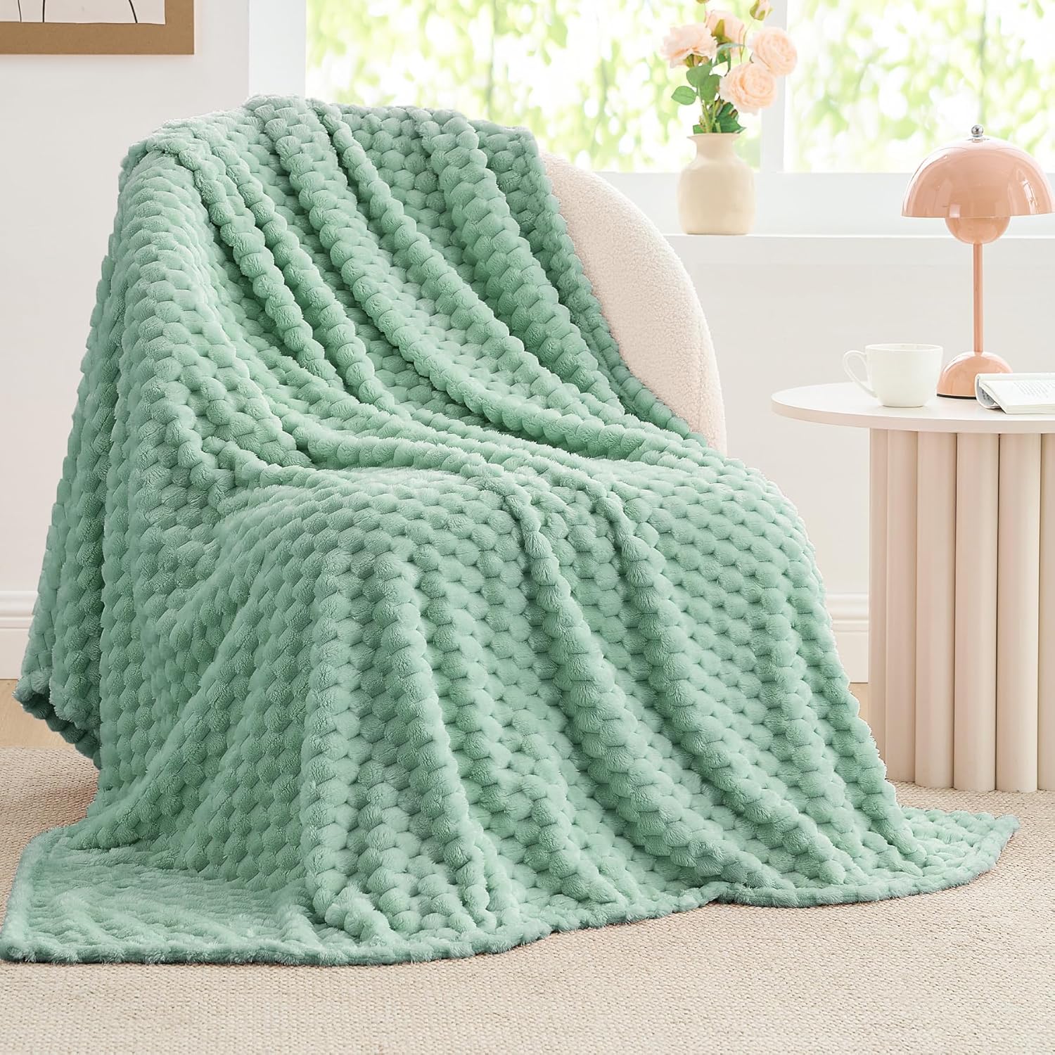 Black Throw Pillow — 50" — Mint Green