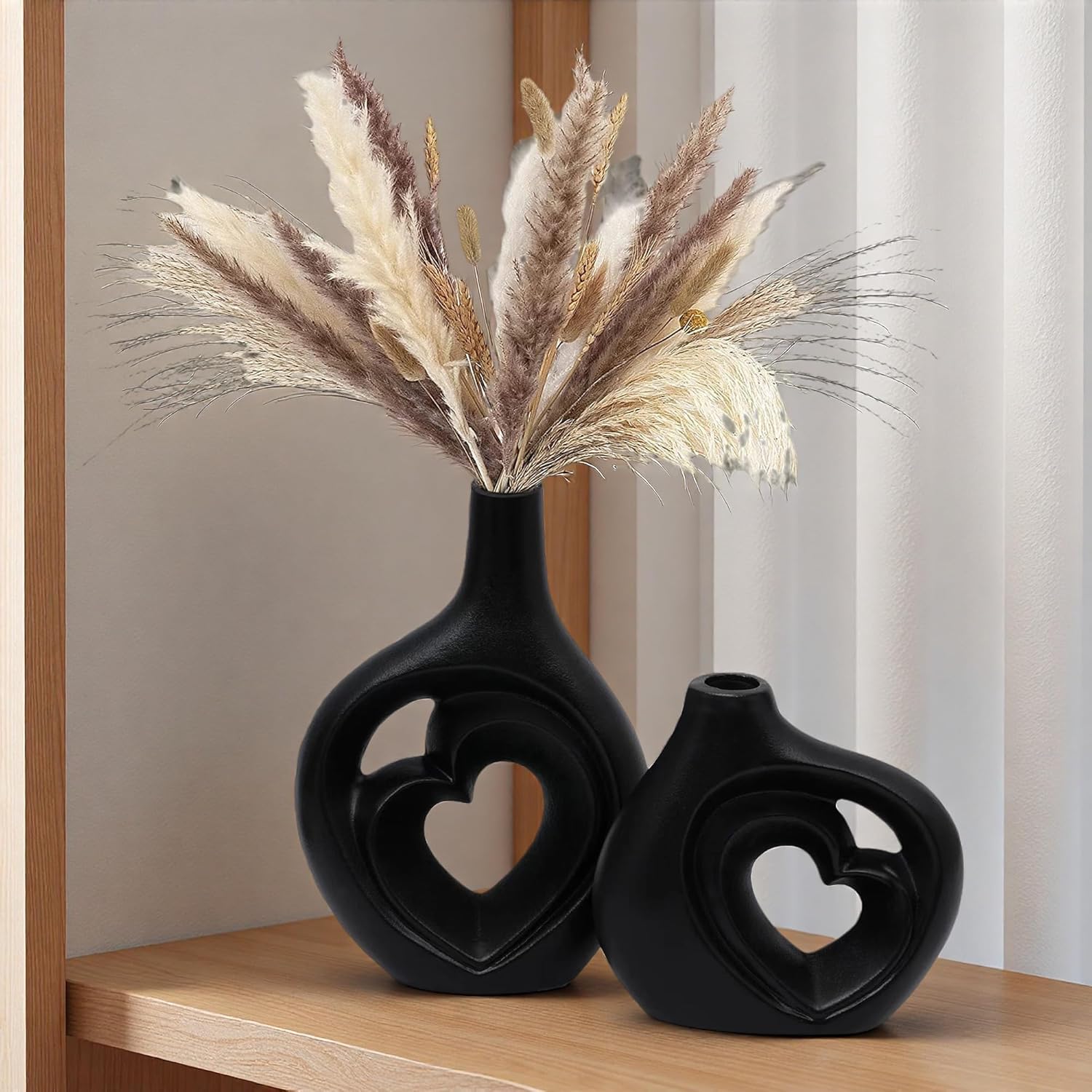 Modern Beige Flower Vase — 9.7" — Black-01