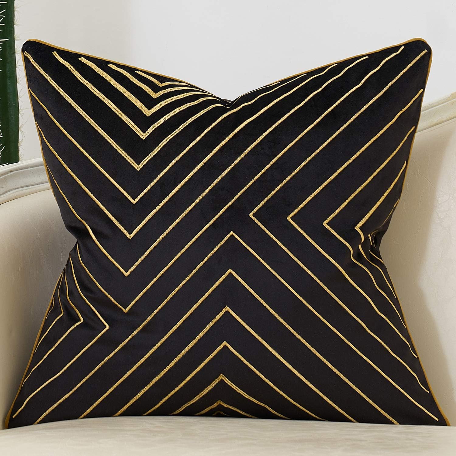Velvet Luxe Black Throw Pillow Cover — 20" — Black