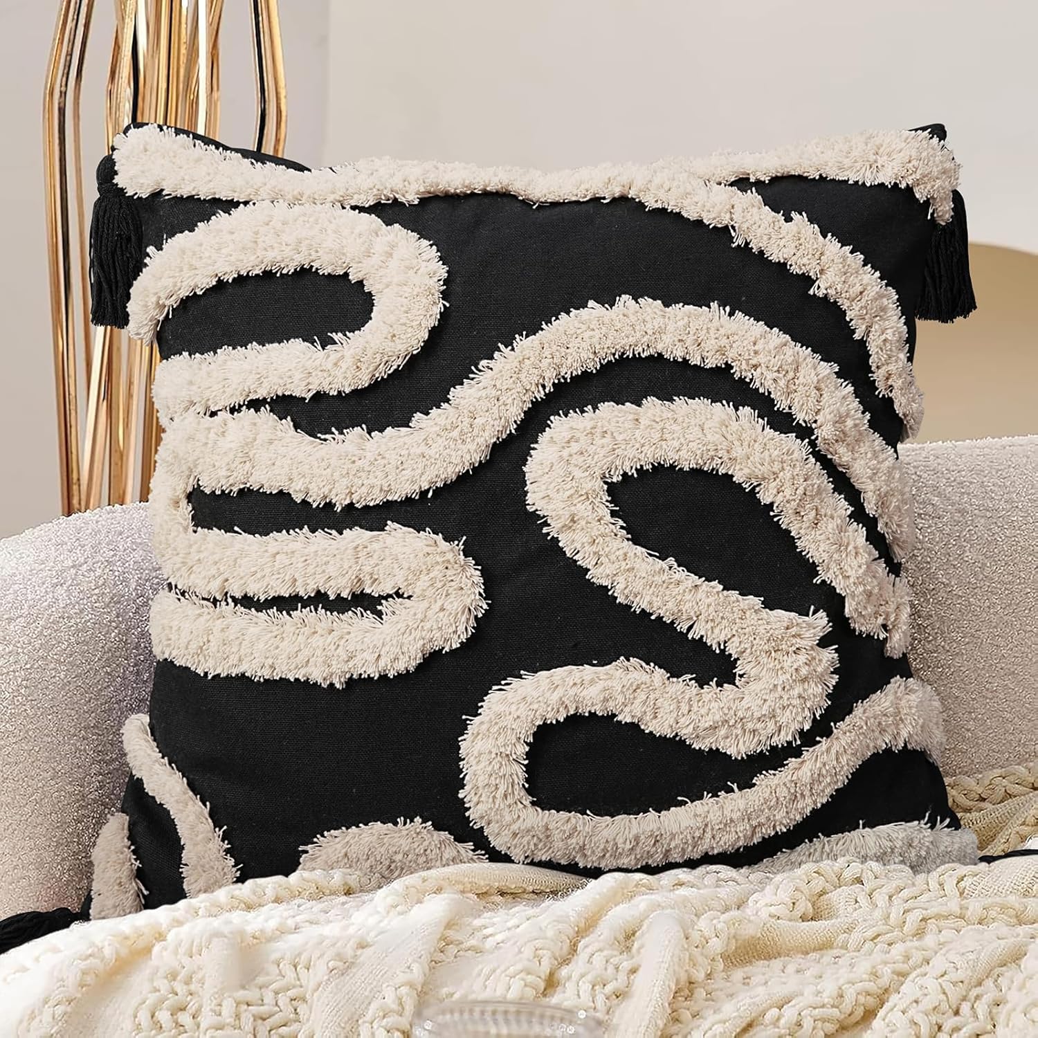 Tufted Boho Beige Throw Pillow Cover — 20" — Y:black and Beige-i