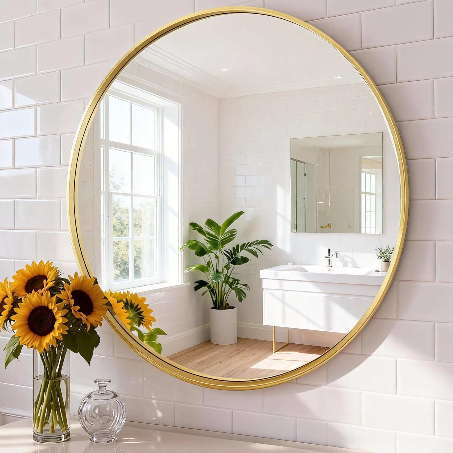 Round Luxe Beige Wall Mirror — 30" — Gold-round