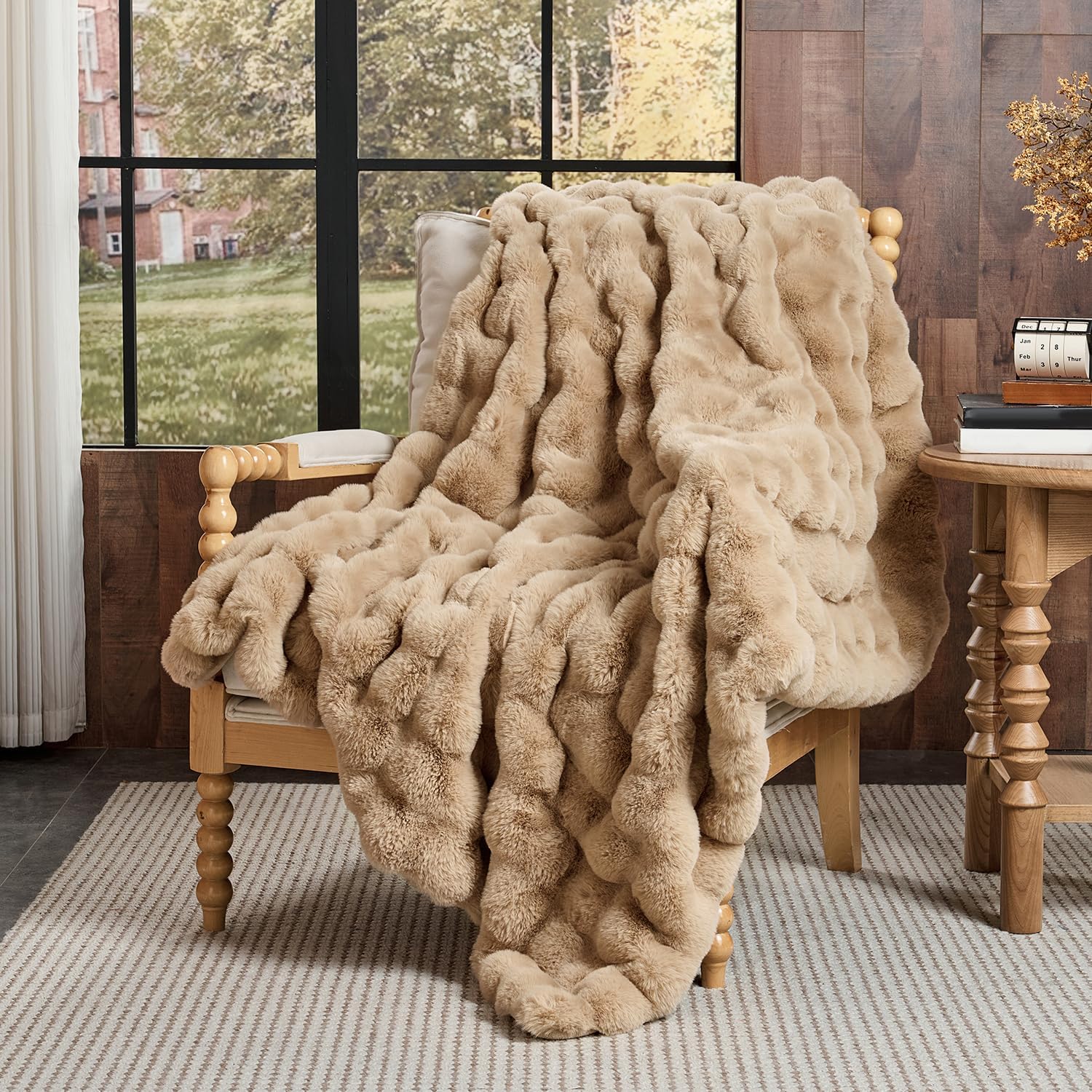 Luxe Beige Throw Pillow — 90" — Khaki