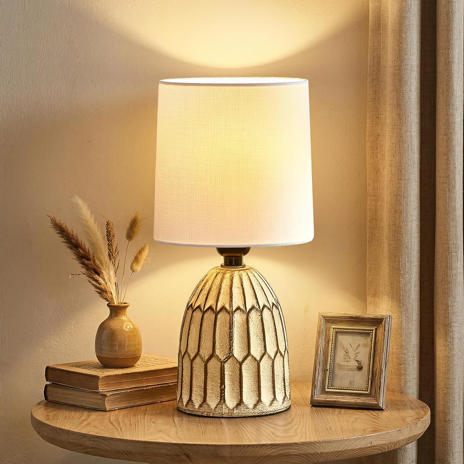 Boho Ceramic Bedside Lamp — 13.5" — Retro