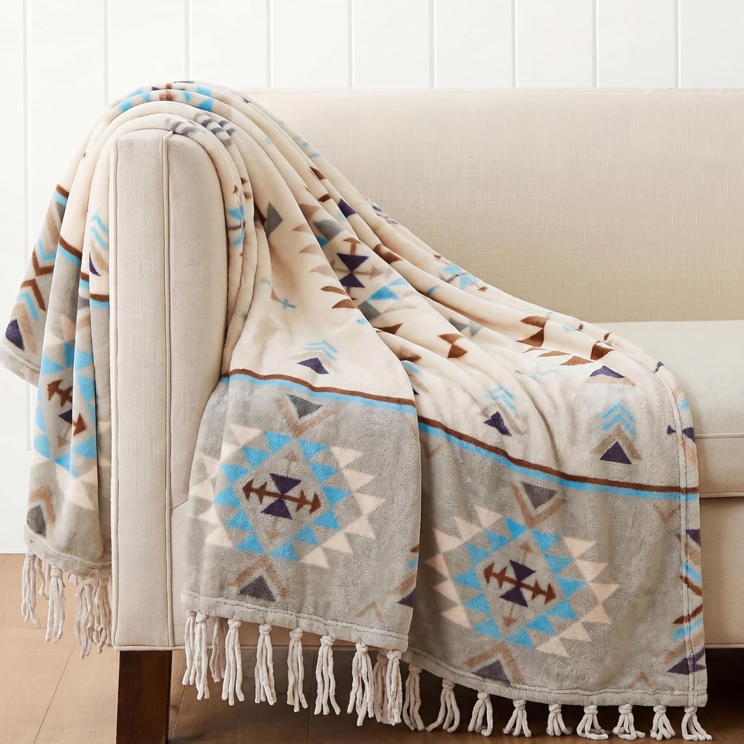 Vintage Boho Beige Throw Pillow — 60" — Green and Beige