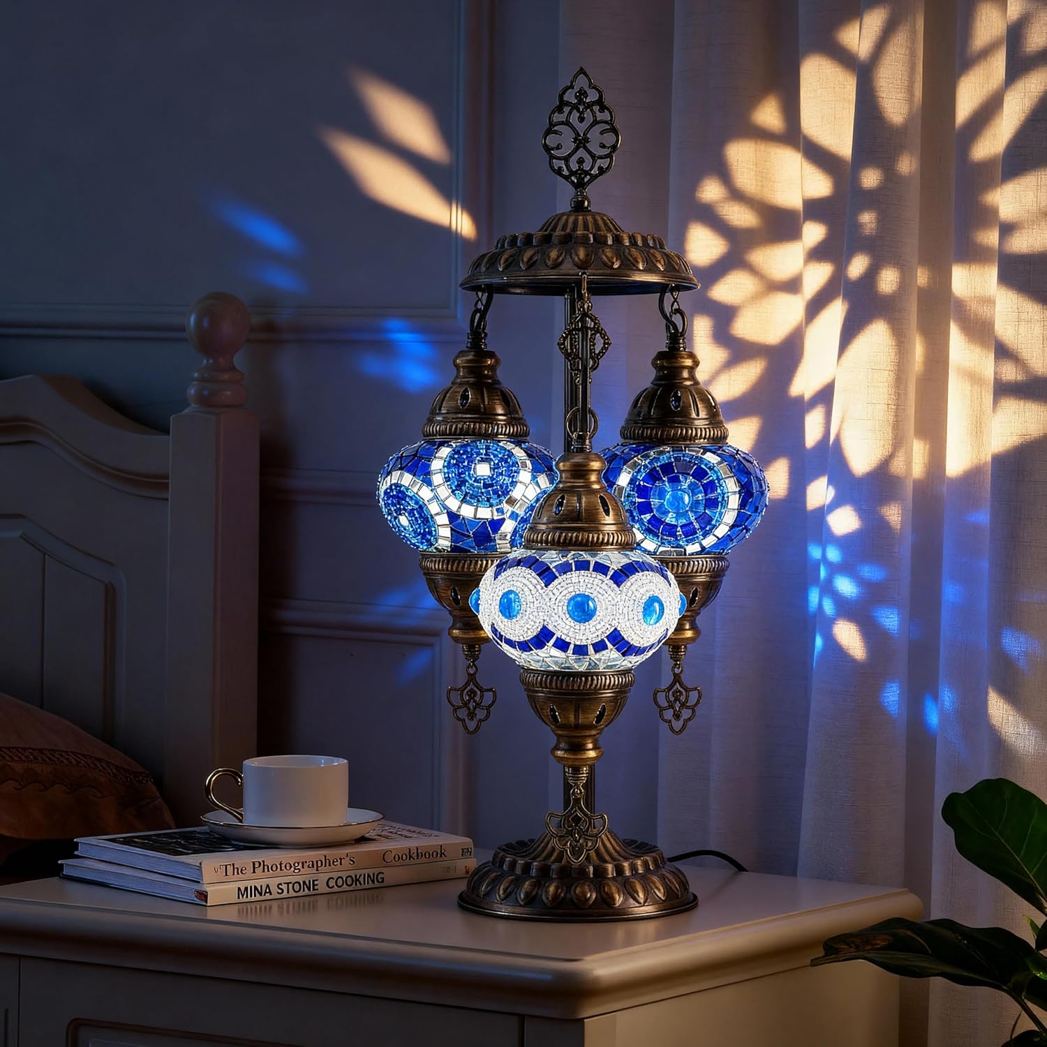 Vintage Boho Blue Table Lamp — White-Blue