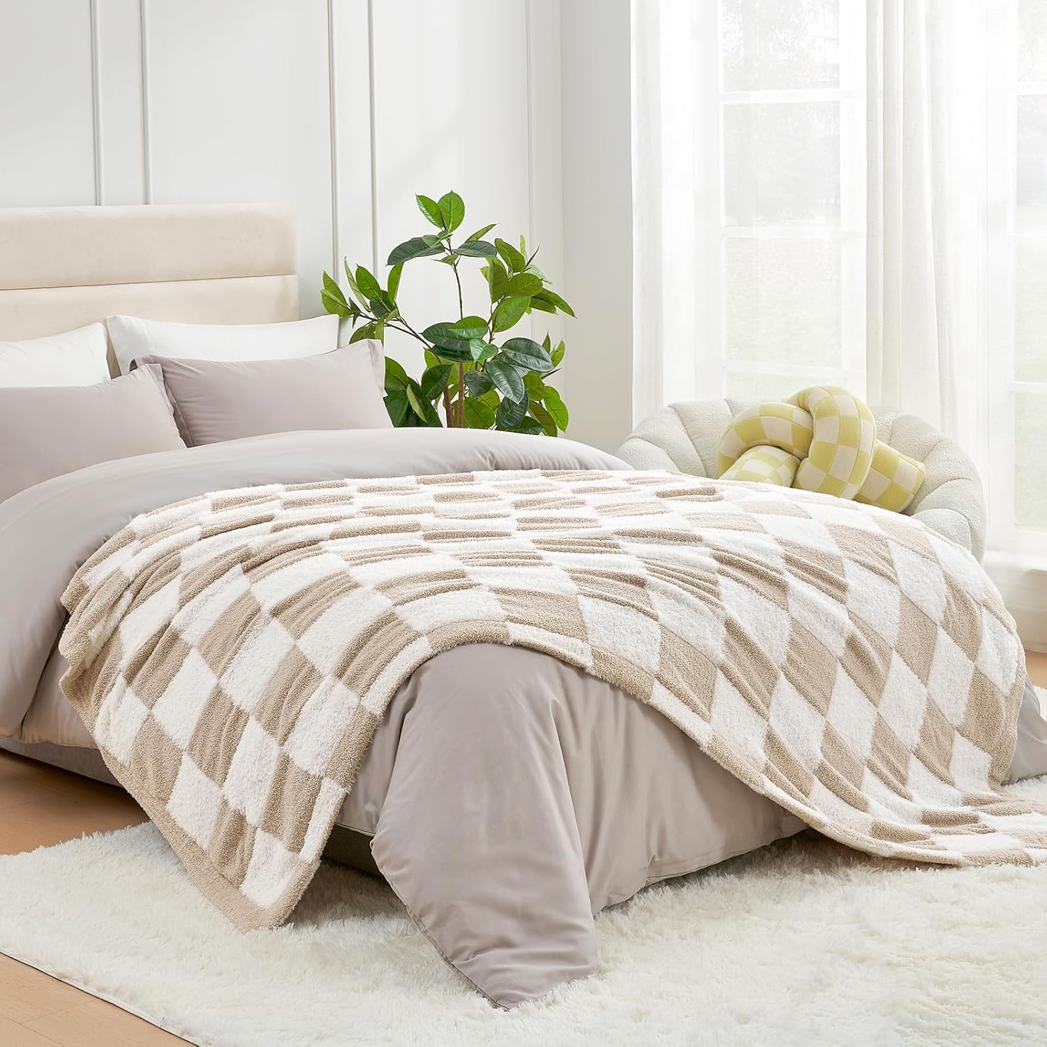 Beige Throw Pillow — 50" — Beige White