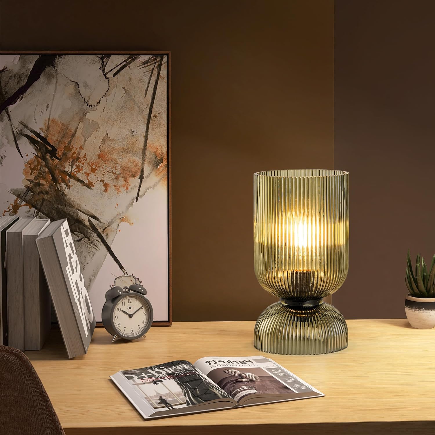 Mid-Century Green Bedside Lamp - View 4