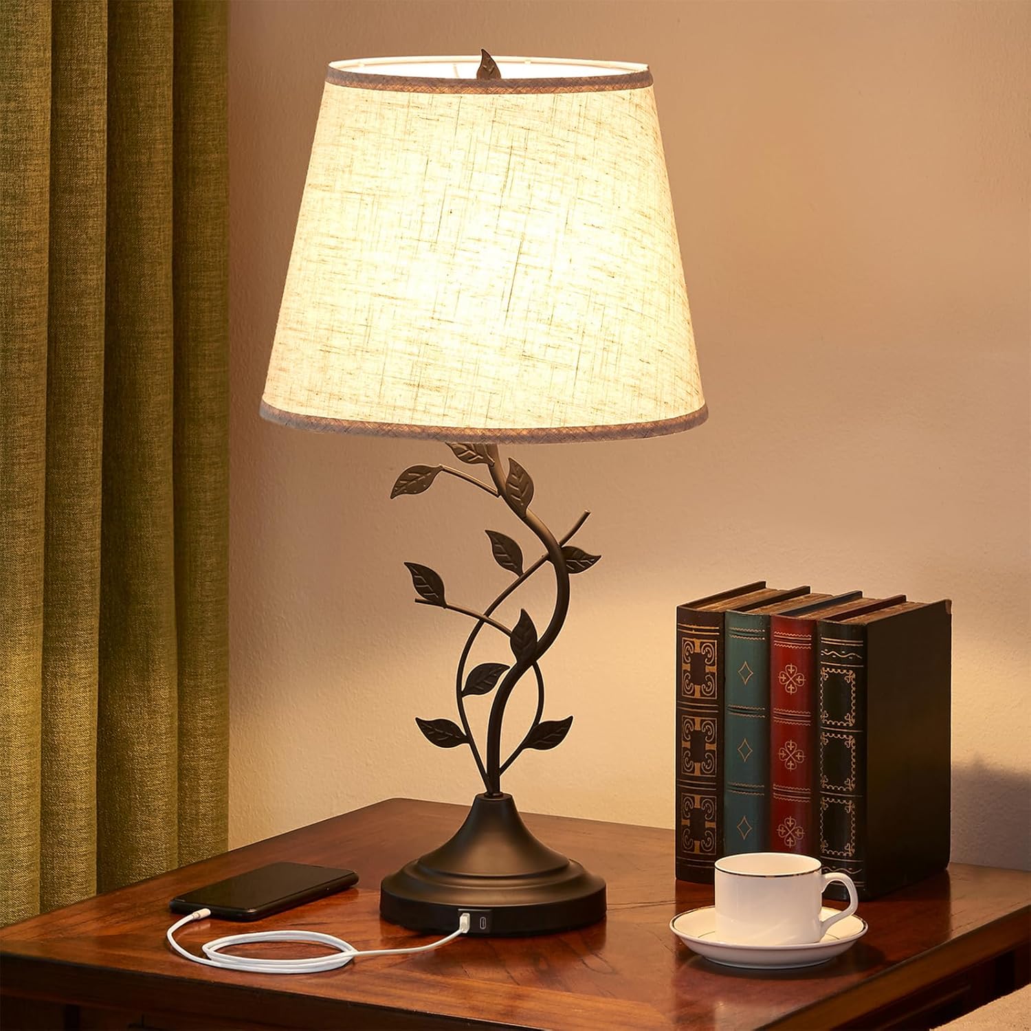 USB Beige Table Lamp — 1-Beige Shade & Black Base