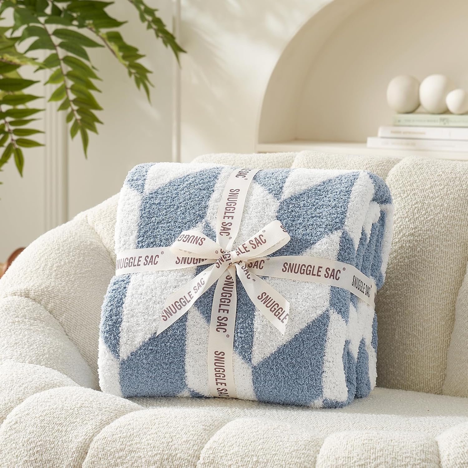Knit Beige Throw Pillow — 50" — Chevron Blue